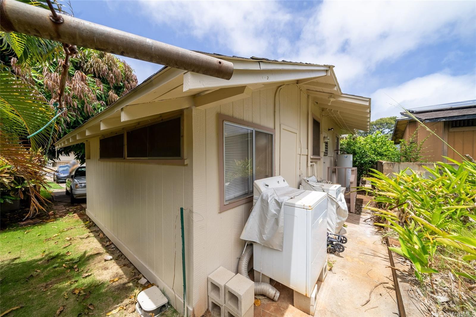 3811 Waialae Ave Honolulu - Multi-family - photo 17 of 24