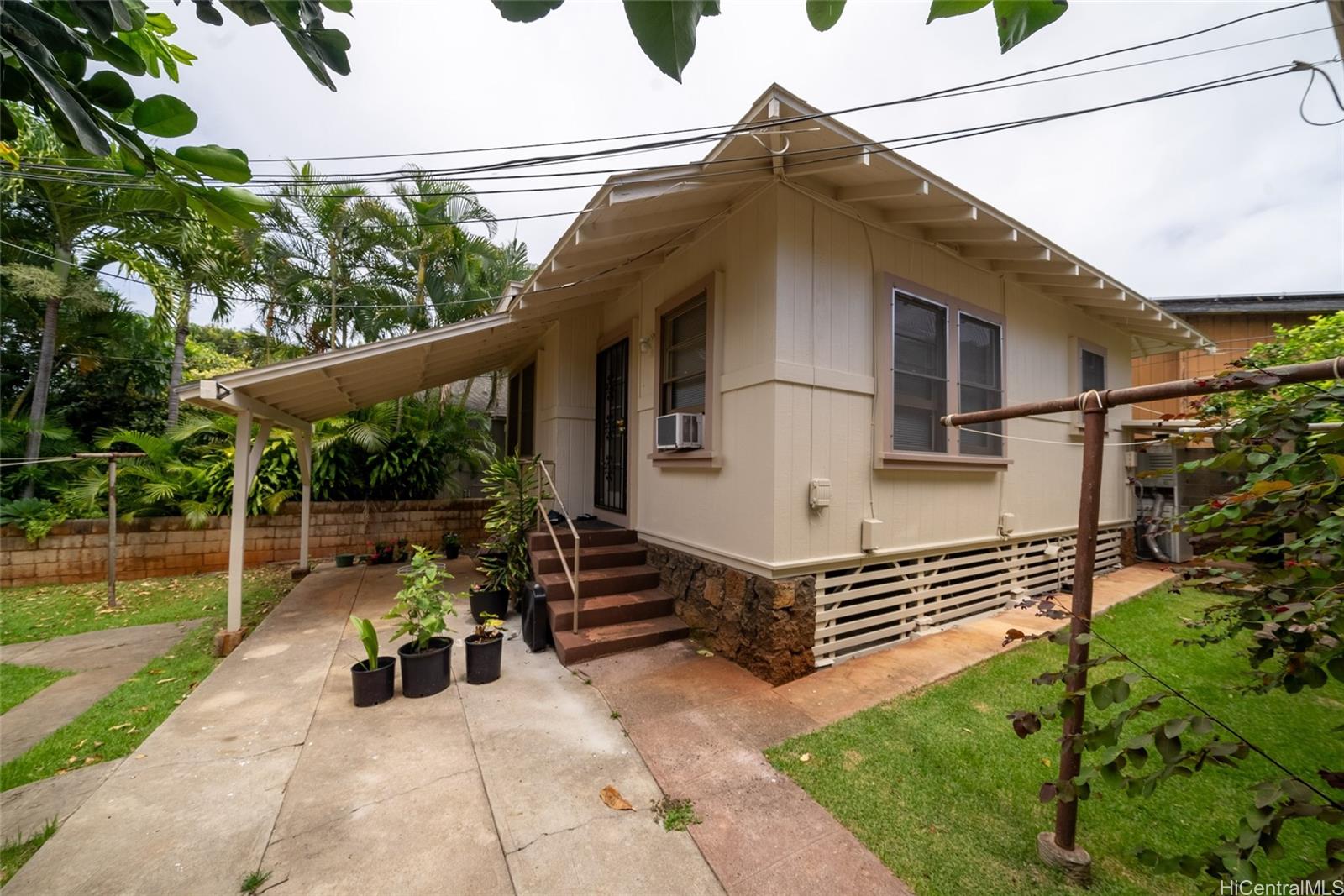 3811 Waialae Ave Honolulu - Multi-family - photo 4 of 24