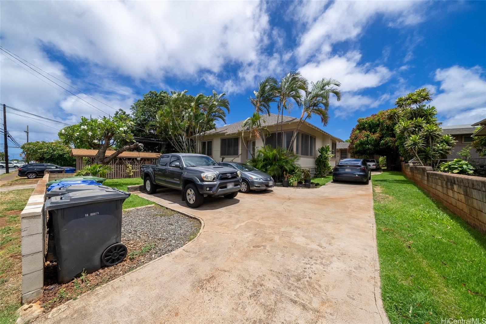 3811 Waialae Ave Honolulu - Multi-family - photo 5 of 24