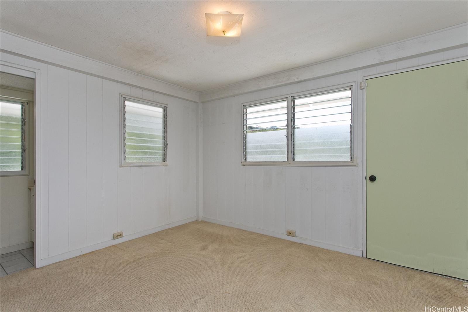 3812  Anuhea Street Wilhelmina, Diamond Head home - photo 18 of 24