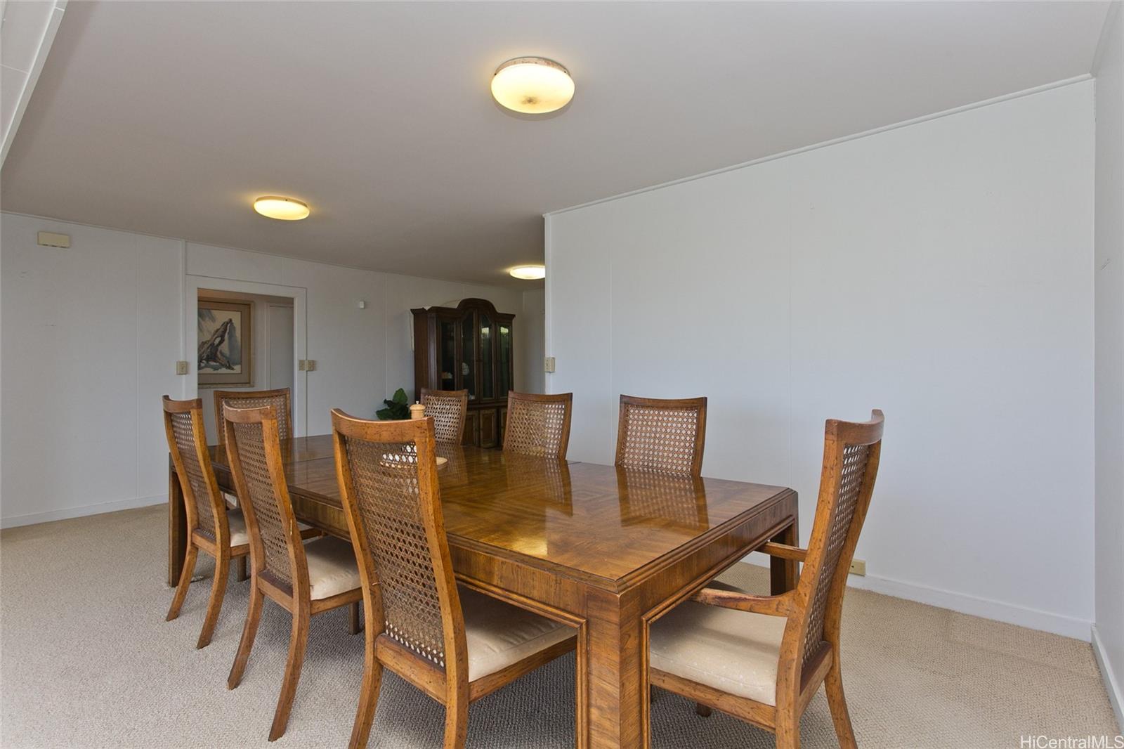 3812  Anuhea Street Wilhelmina, Diamond Head home - photo 8 of 24