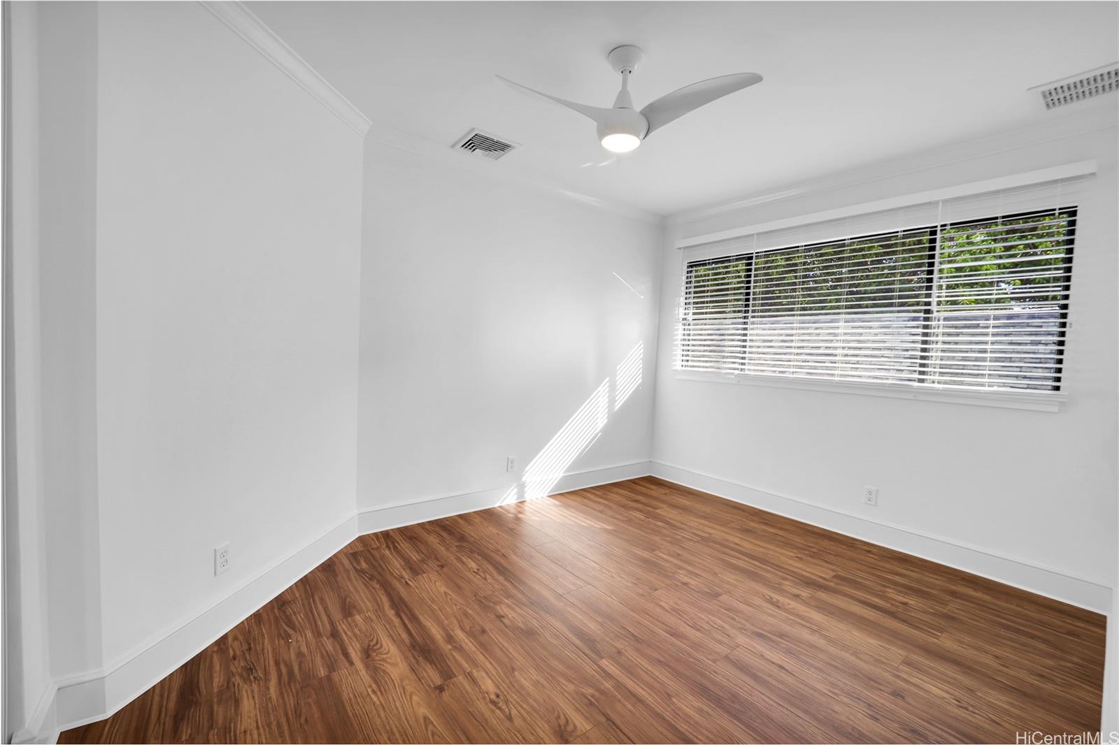 382  Kuanalu Place Laulima, Hawaii Kai home - photo 19 of 25
