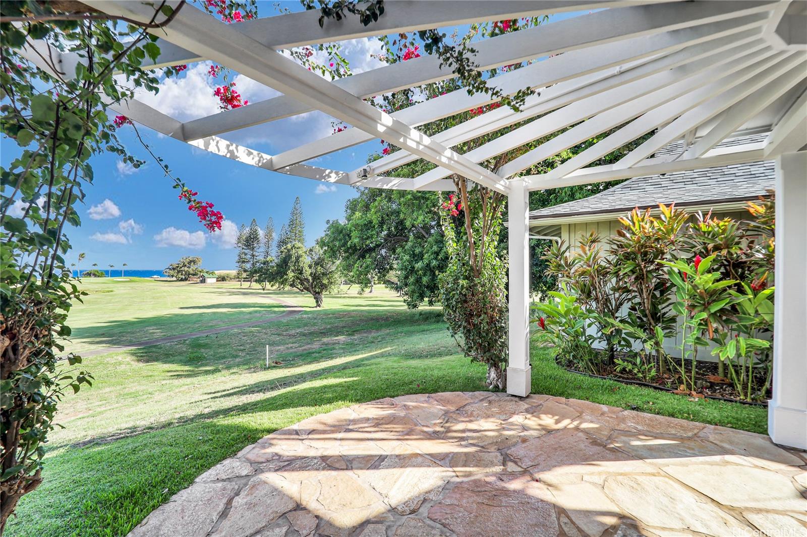 382  Kuanalu Place Laulima, Hawaii Kai home - photo 23 of 25