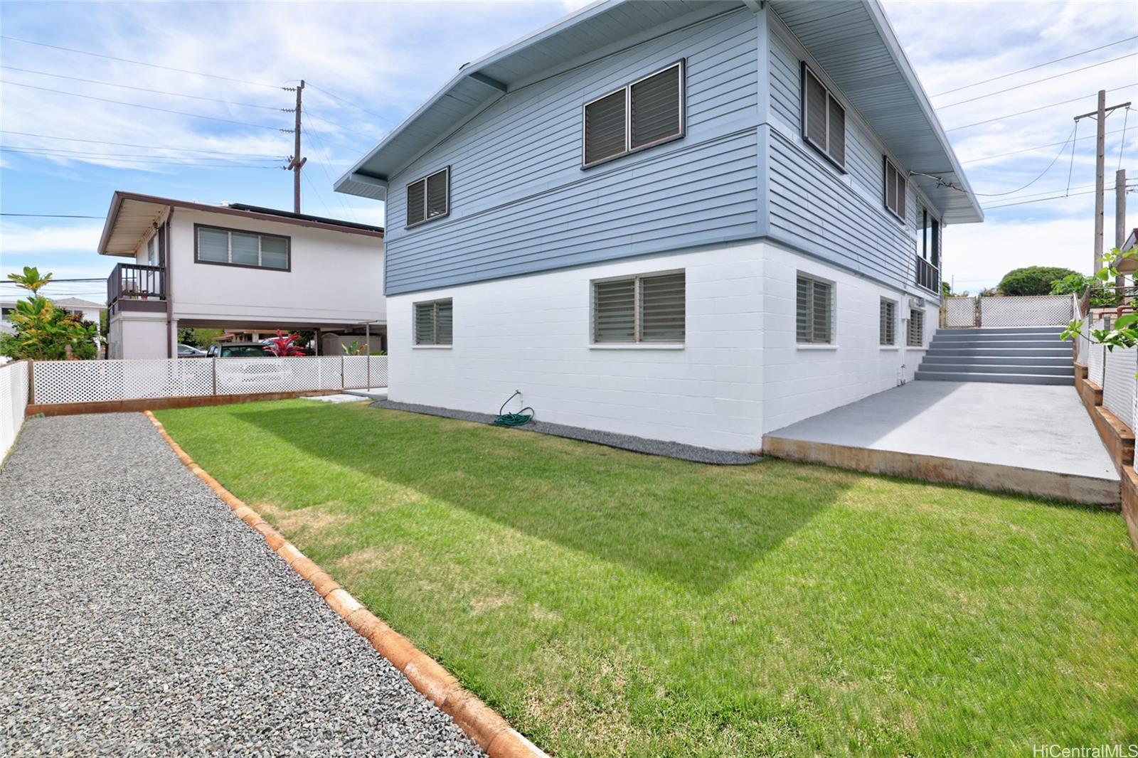 3824  Harding Ave Kaimuki, Diamond Head home - photo 5 of 21