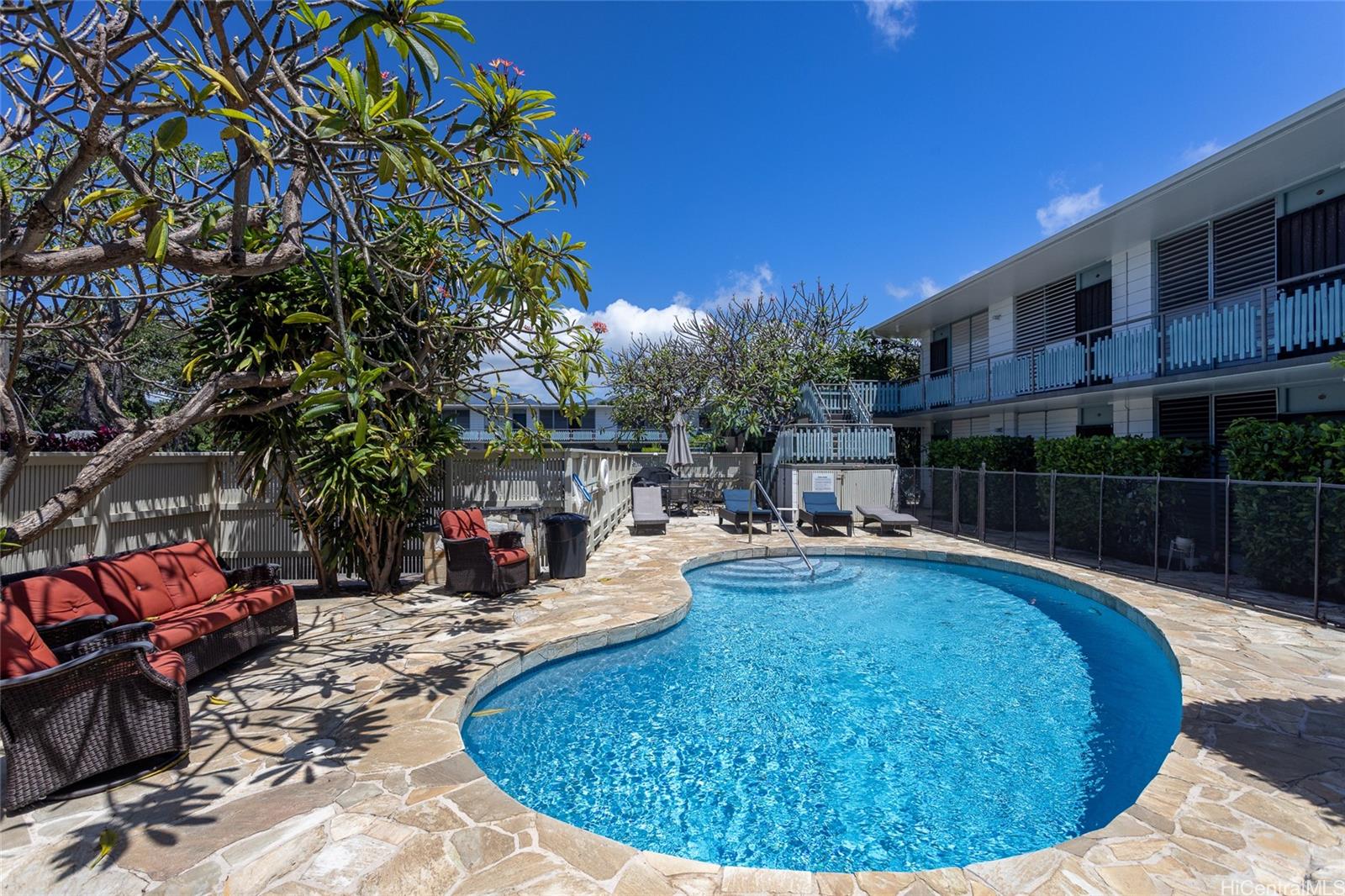 Diamond Head Surf condo # 106, Honolulu, Hawaii - photo 3 of 6