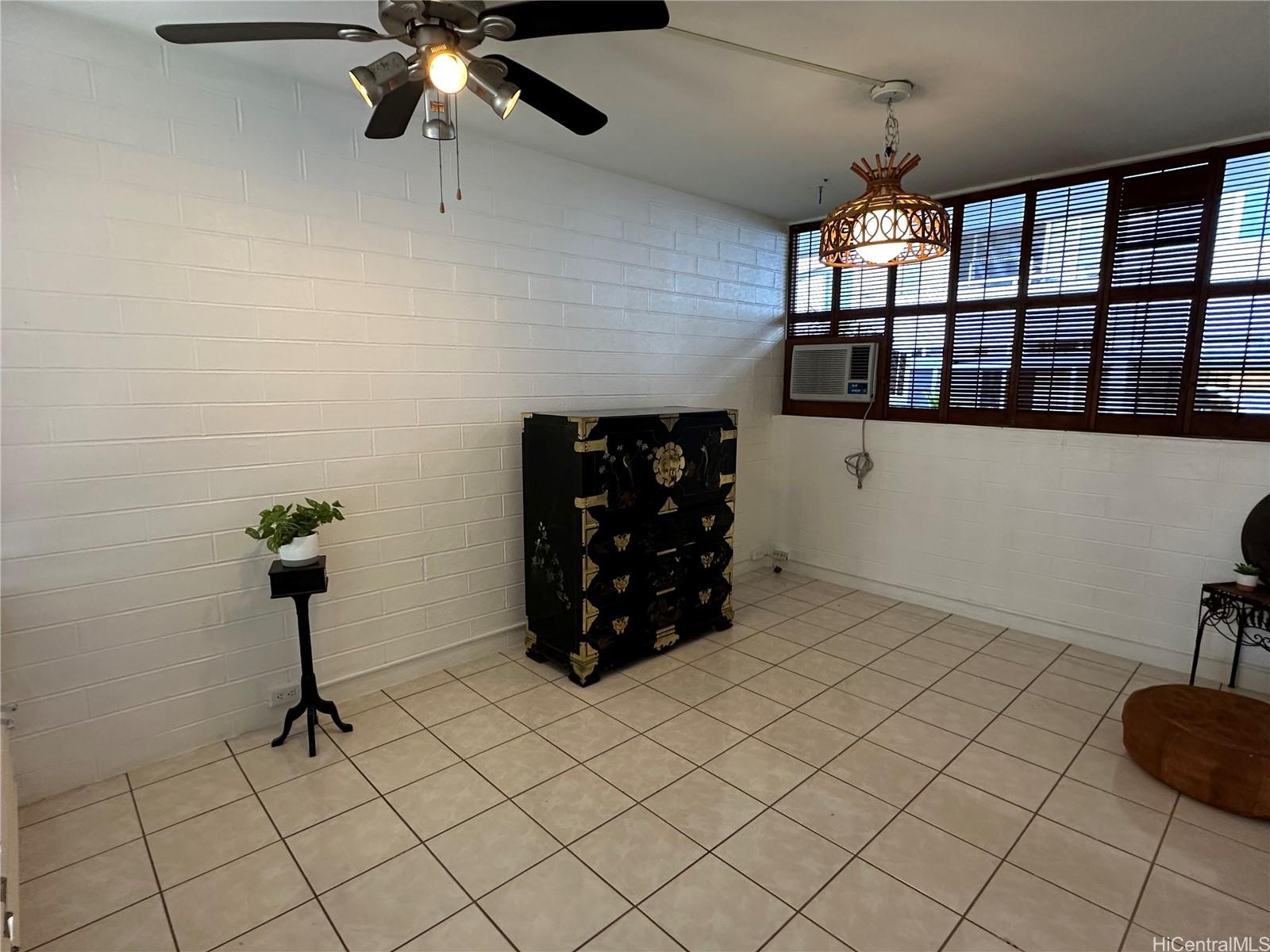 Diamond Head Surf condo # 215, Honolulu, Hawaii - photo 9 of 18