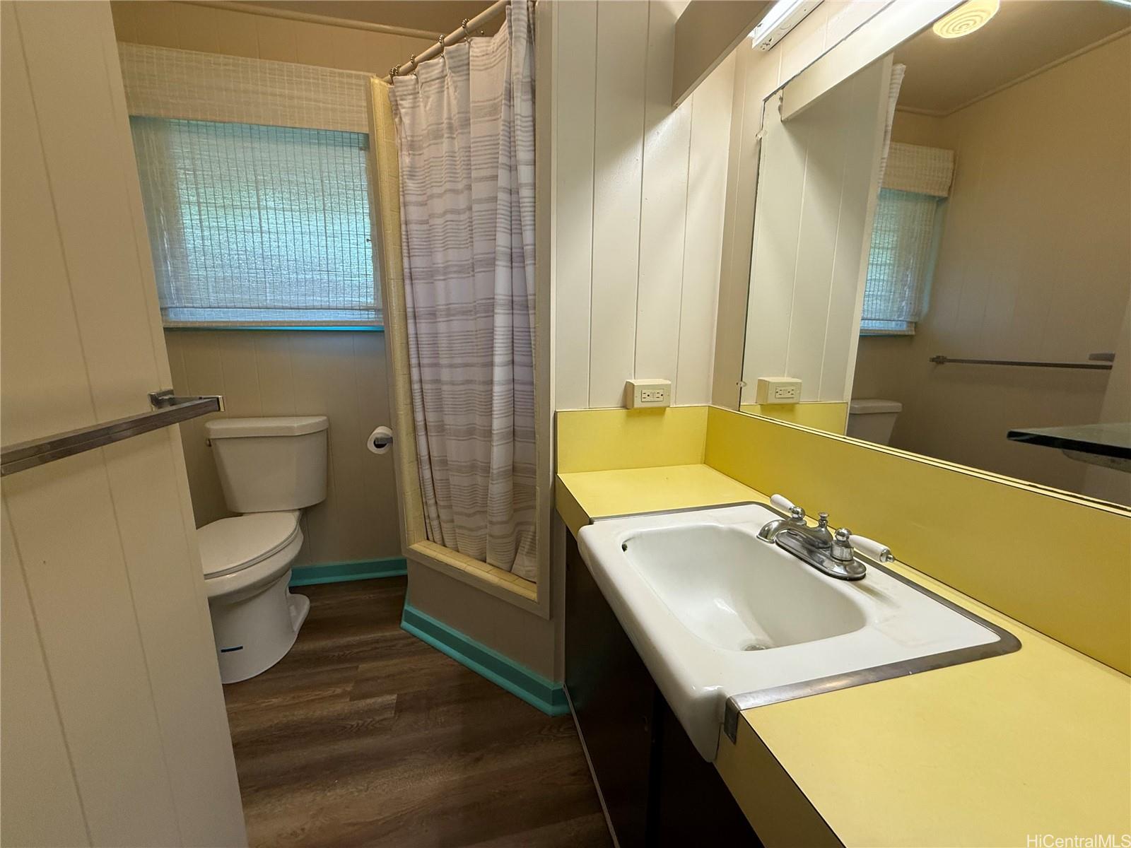 3825 Pukalani Place Honolulu - Rental - photo 11 of 15