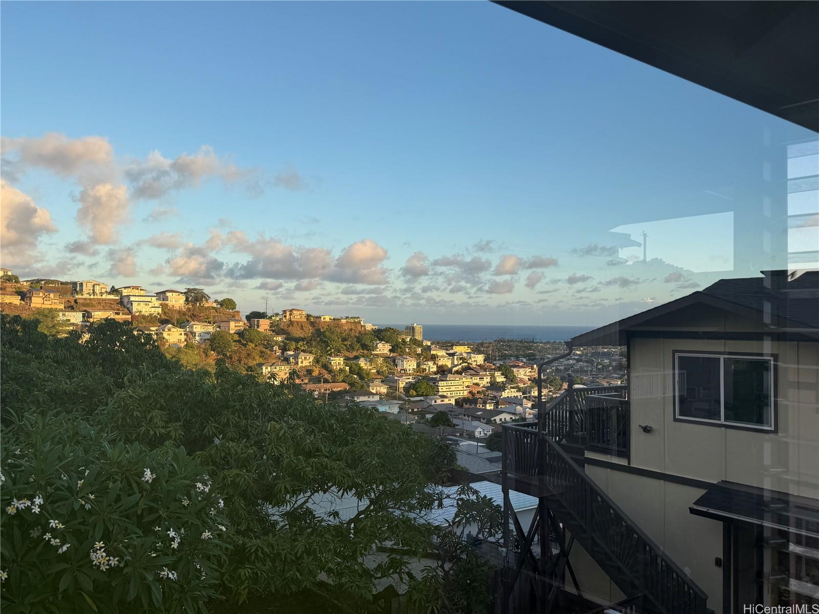 3825 Pukalani Place Honolulu - Rental - photo 14 of 15