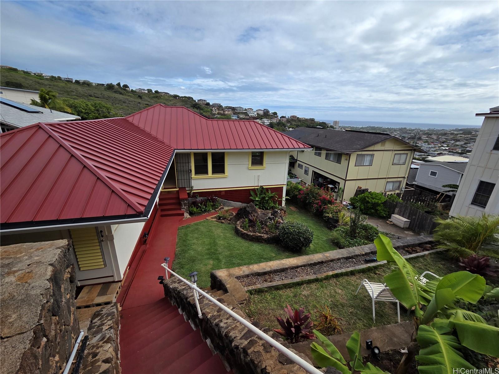 3825 Pukalani Place Honolulu - Rental - photo 15 of 15