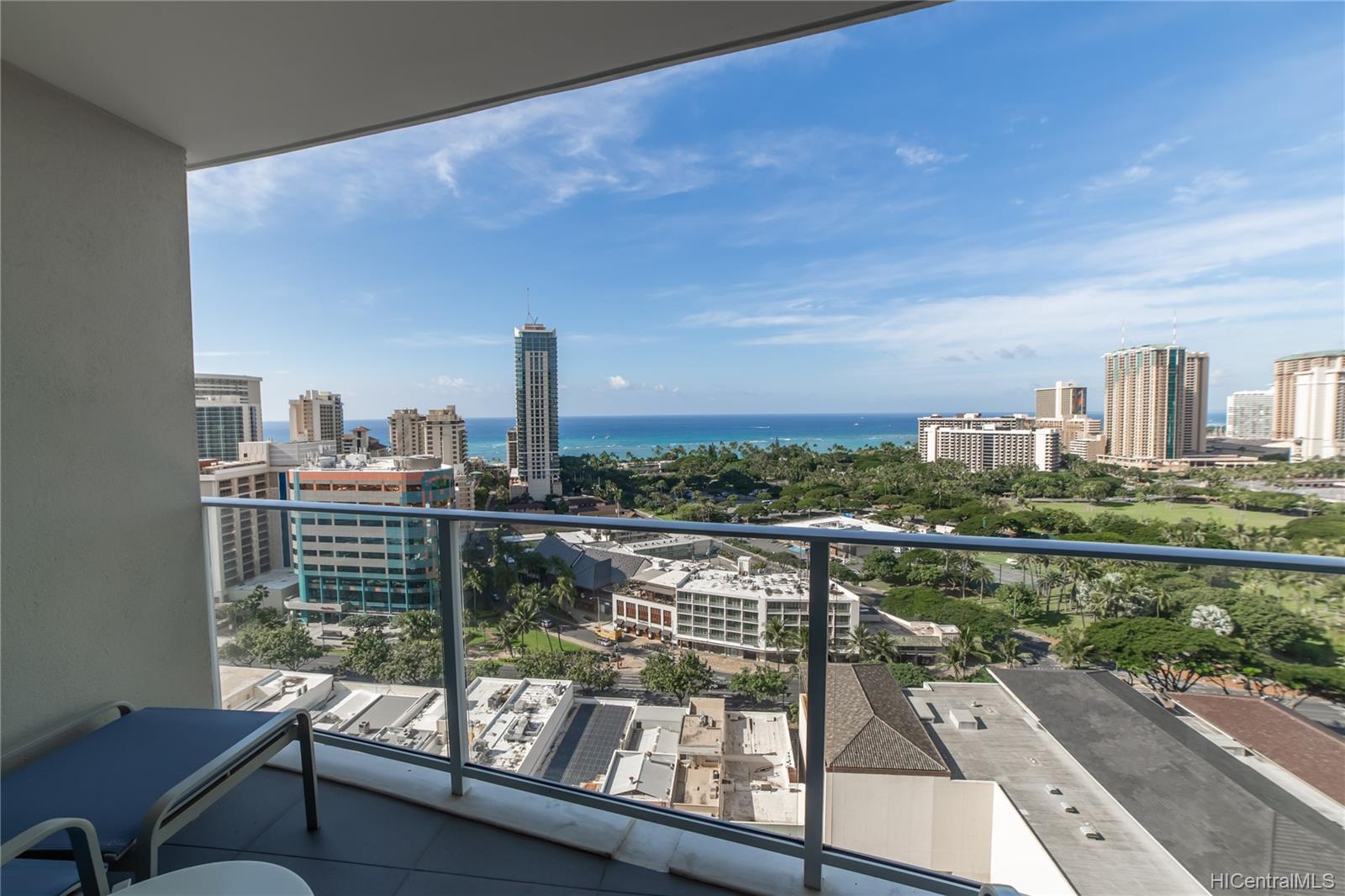The Ritz-Carlton Residences condo # 2103, Honolulu, Hawaii - photo 10 of 25