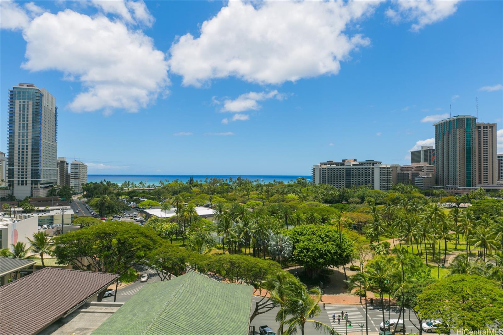 The Ritz-Carlton Residences condo # 1006, Honolulu, Hawaii - photo 6 of 17
