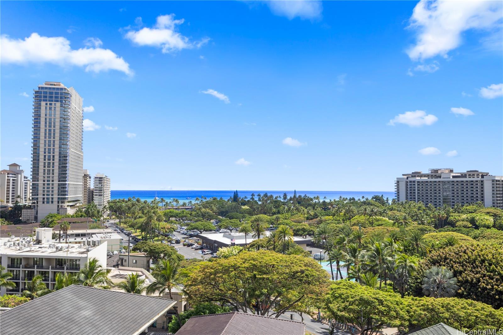 The Ritz-Carlton Residences condo # 1006, Honolulu, Hawaii - photo 12 of 19