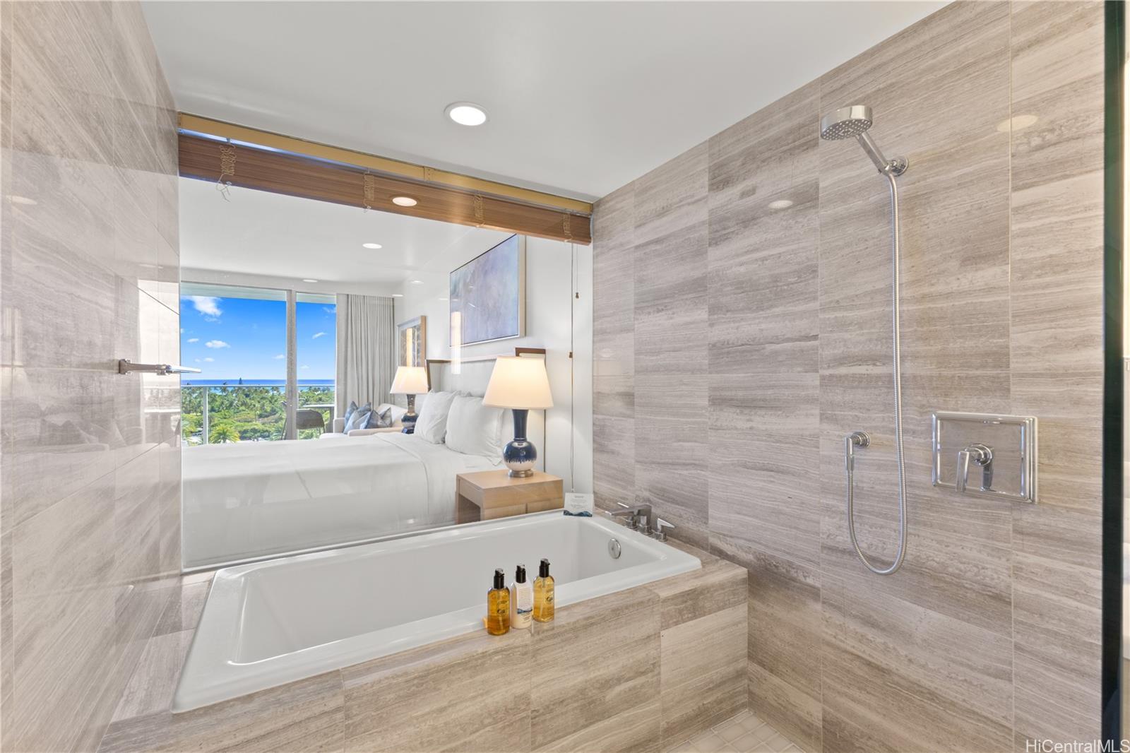 The Ritz-Carlton Residences condo # 1006, Honolulu, Hawaii - photo 14 of 19