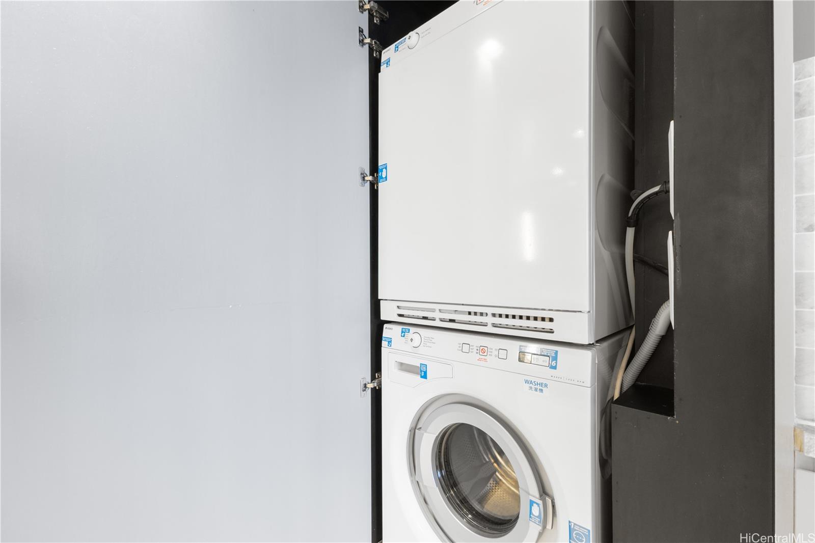 The Ritz-Carlton Residences condo # 1006, Honolulu, Hawaii - photo 16 of 19