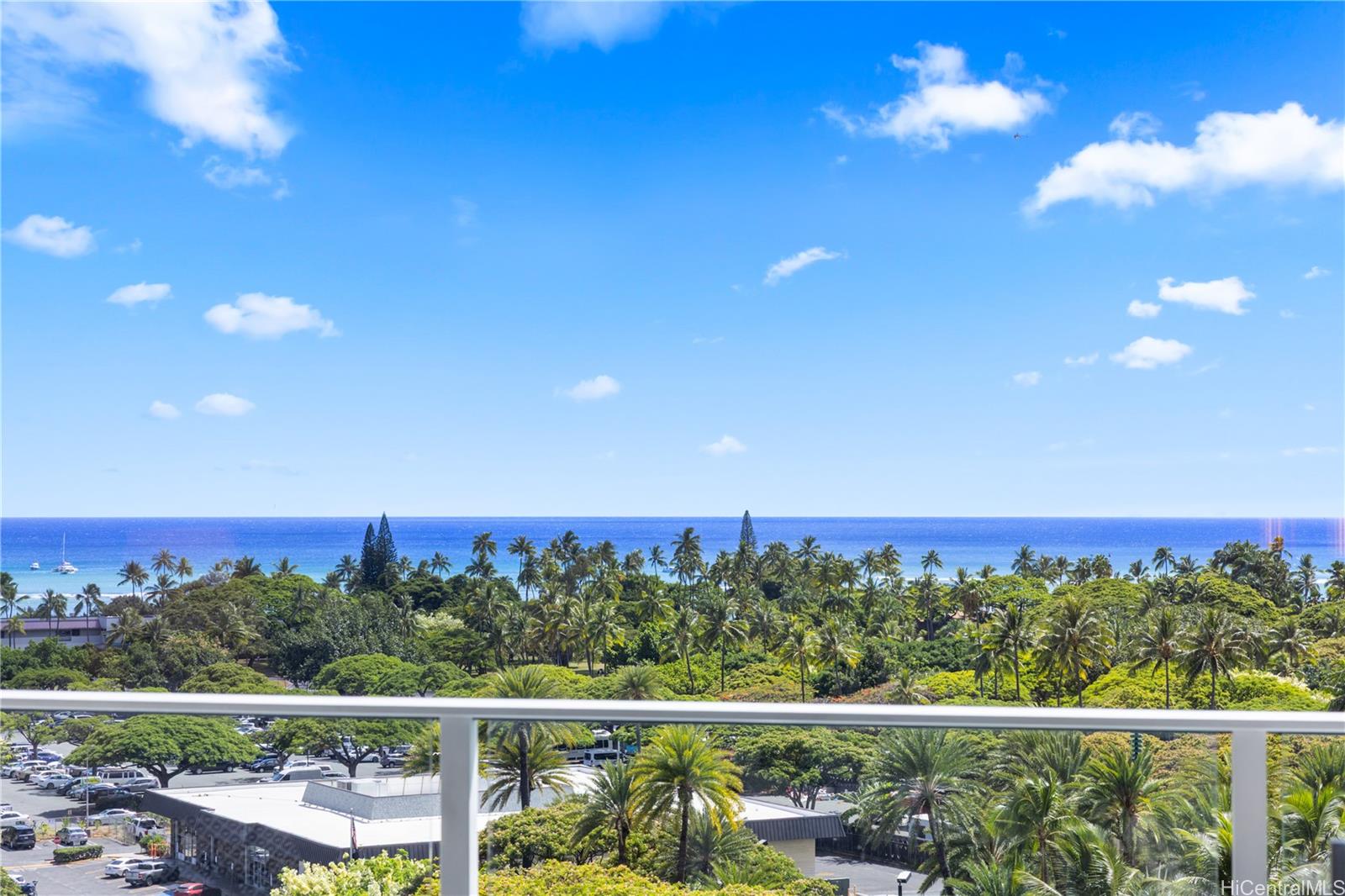 The Ritz-Carlton Residences condo # 1006, Honolulu, Hawaii - photo 18 of 19