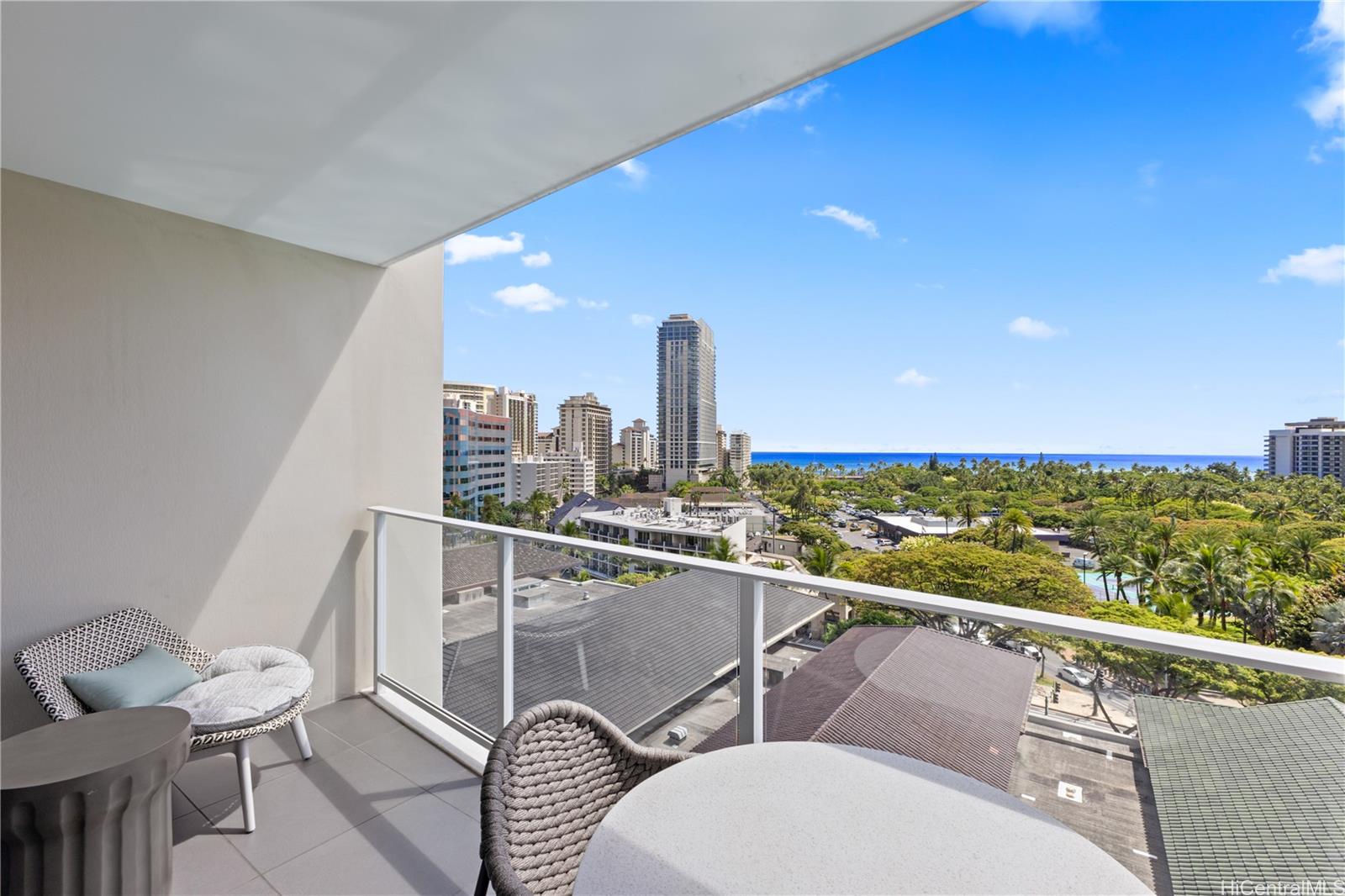 The Ritz-Carlton Residences condo # 1006, Honolulu, Hawaii - photo 10 of 19