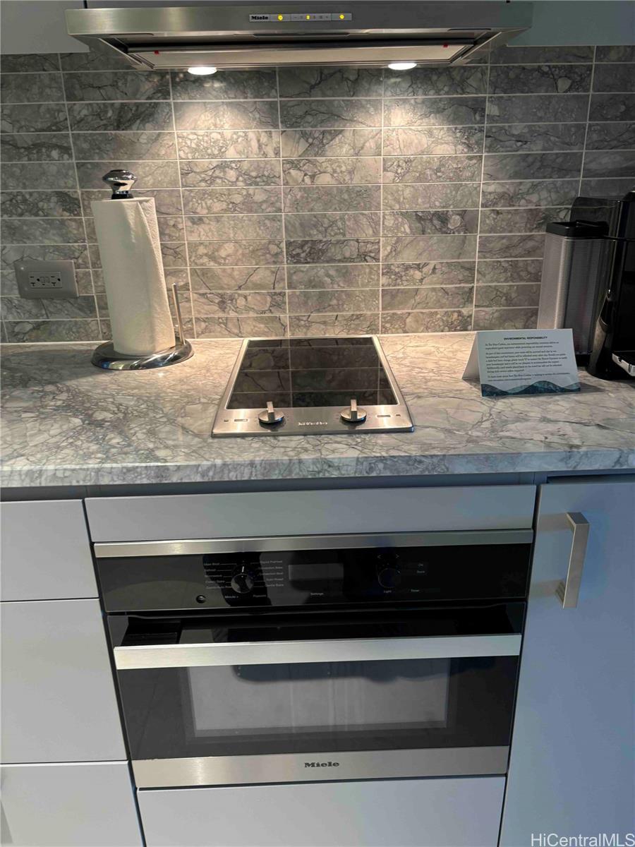 The Ritz-Carlton Residences condo # 1106, Honolulu, Hawaii - photo 12 of 19