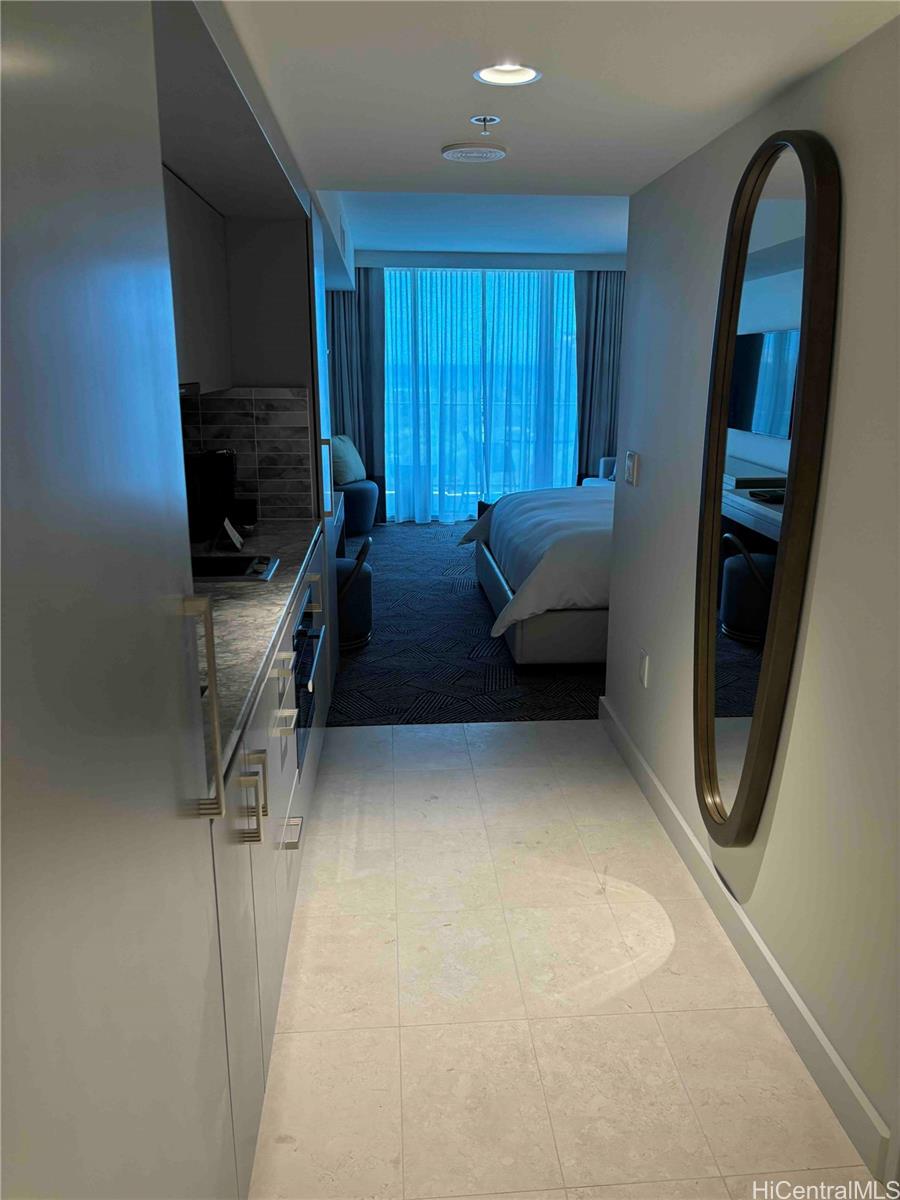 The Ritz-Carlton Residences condo # 1106, Honolulu, Hawaii - photo 3 of 19