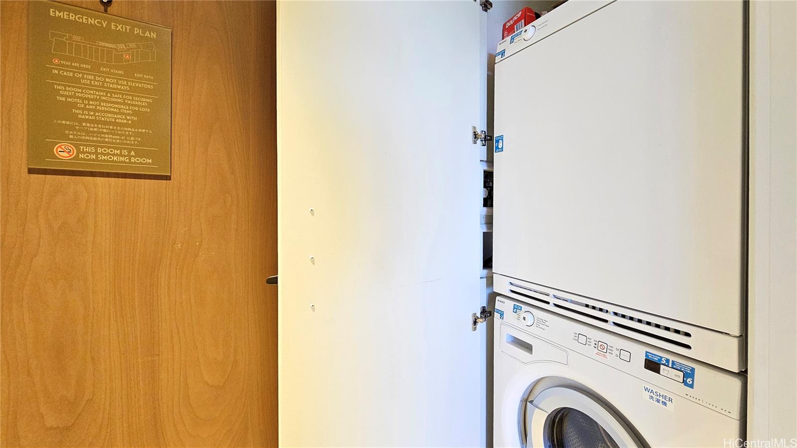 The Ritz-Carlton Residences condo # 1112, Honolulu, Hawaii - photo 7 of 18