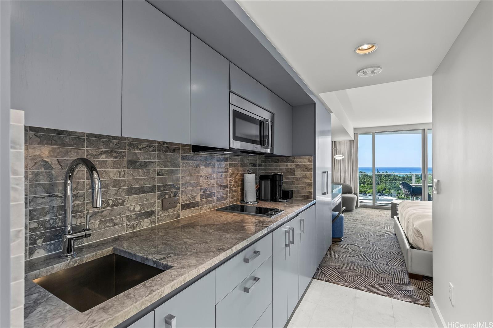 The Ritz-Carlton Residences condo # 1214, Honolulu, Hawaii - photo 7 of 25