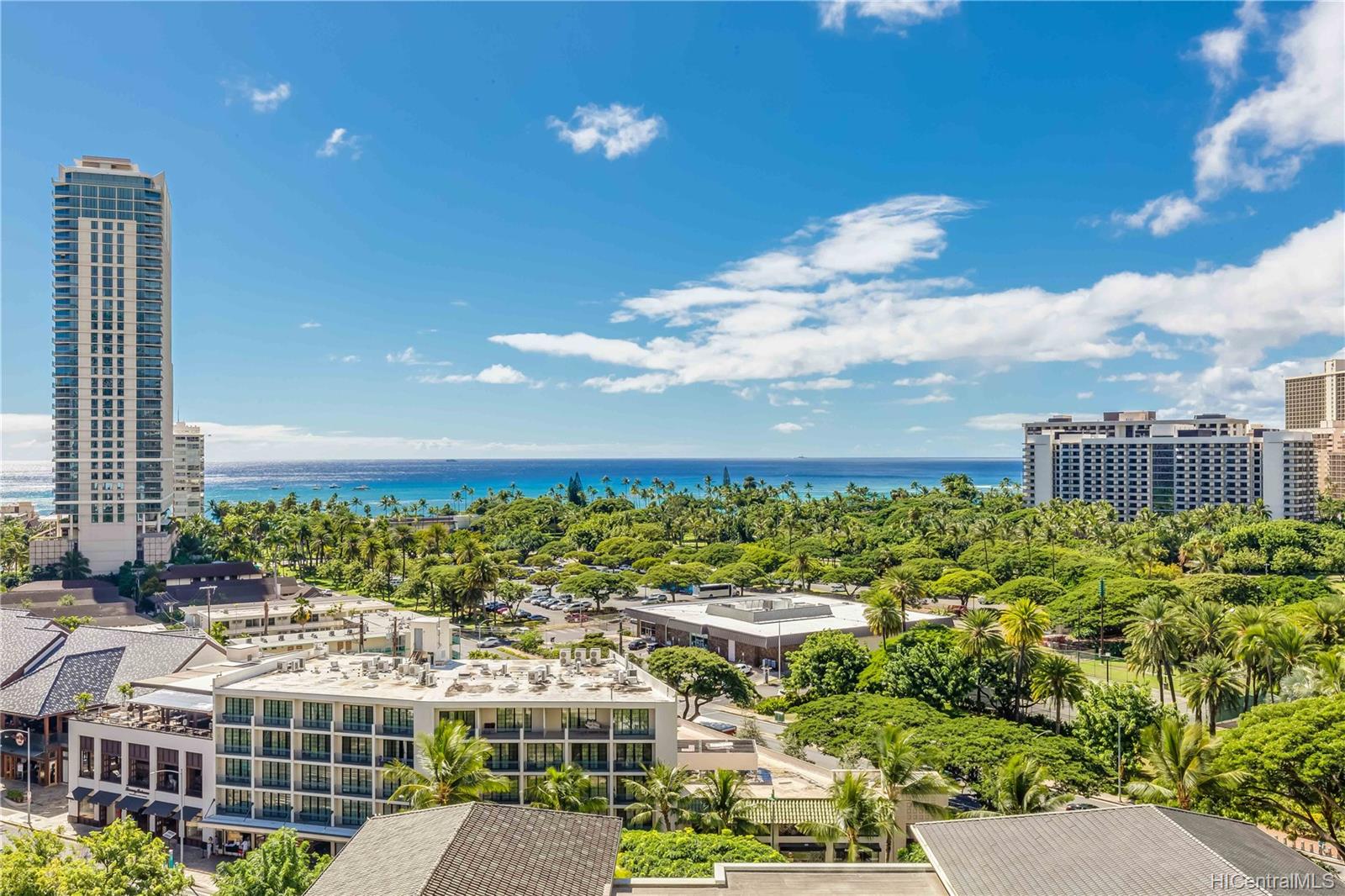 The Ritz-Carlton Residences condo # 1216, Honolulu, Hawaii - photo 6 of 22