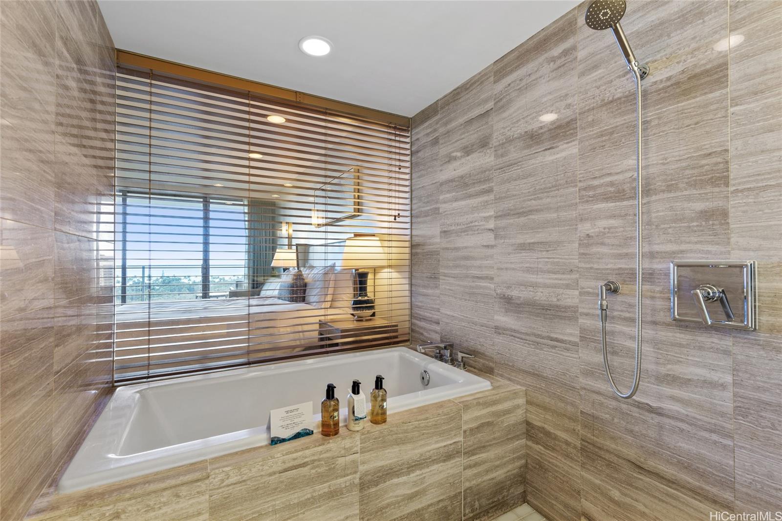 The Ritz-Carlton Residences condo # 1503, Honolulu, Hawaii - photo 12 of 25