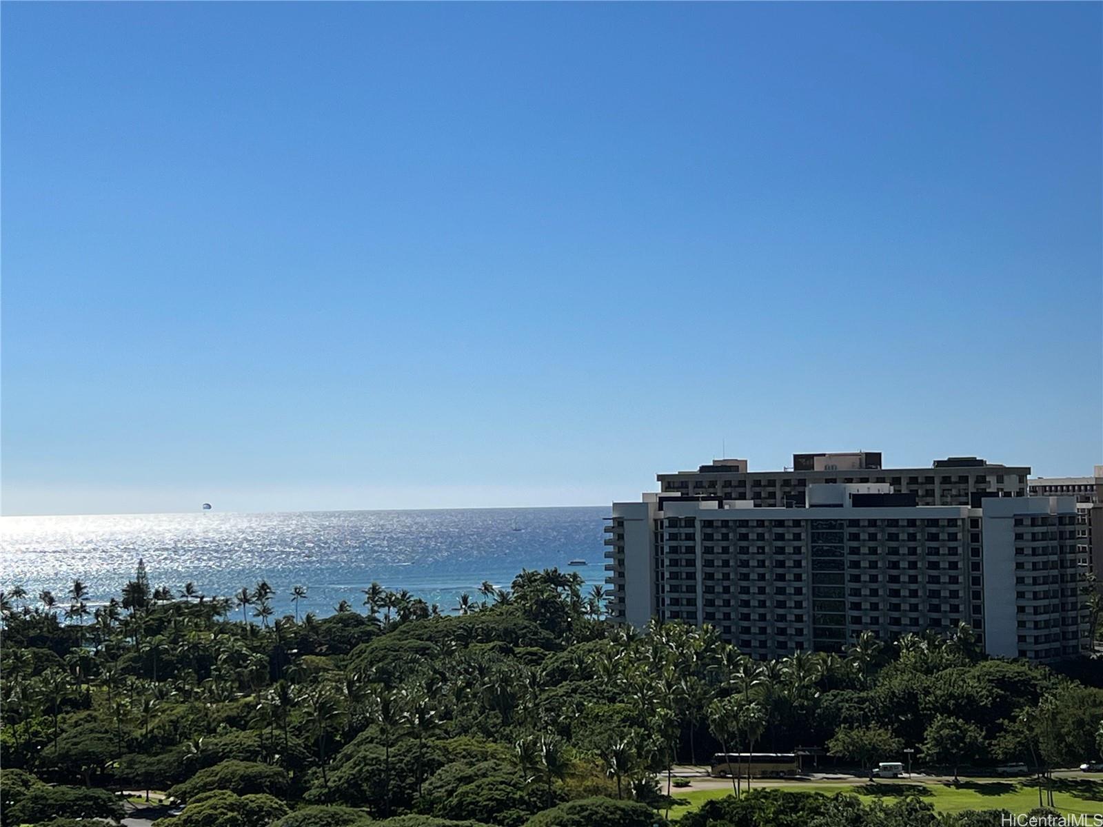 The Ritz-Carlton Residences condo # 1601, Honolulu, Hawaii - photo 11 of 17