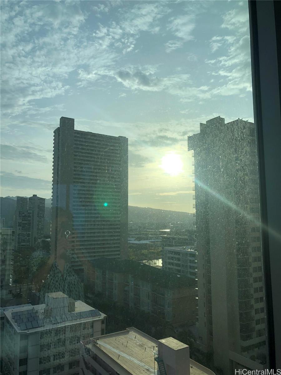 The Ritz-Carlton Residences condo # 1601, Honolulu, Hawaii - photo 17 of 17