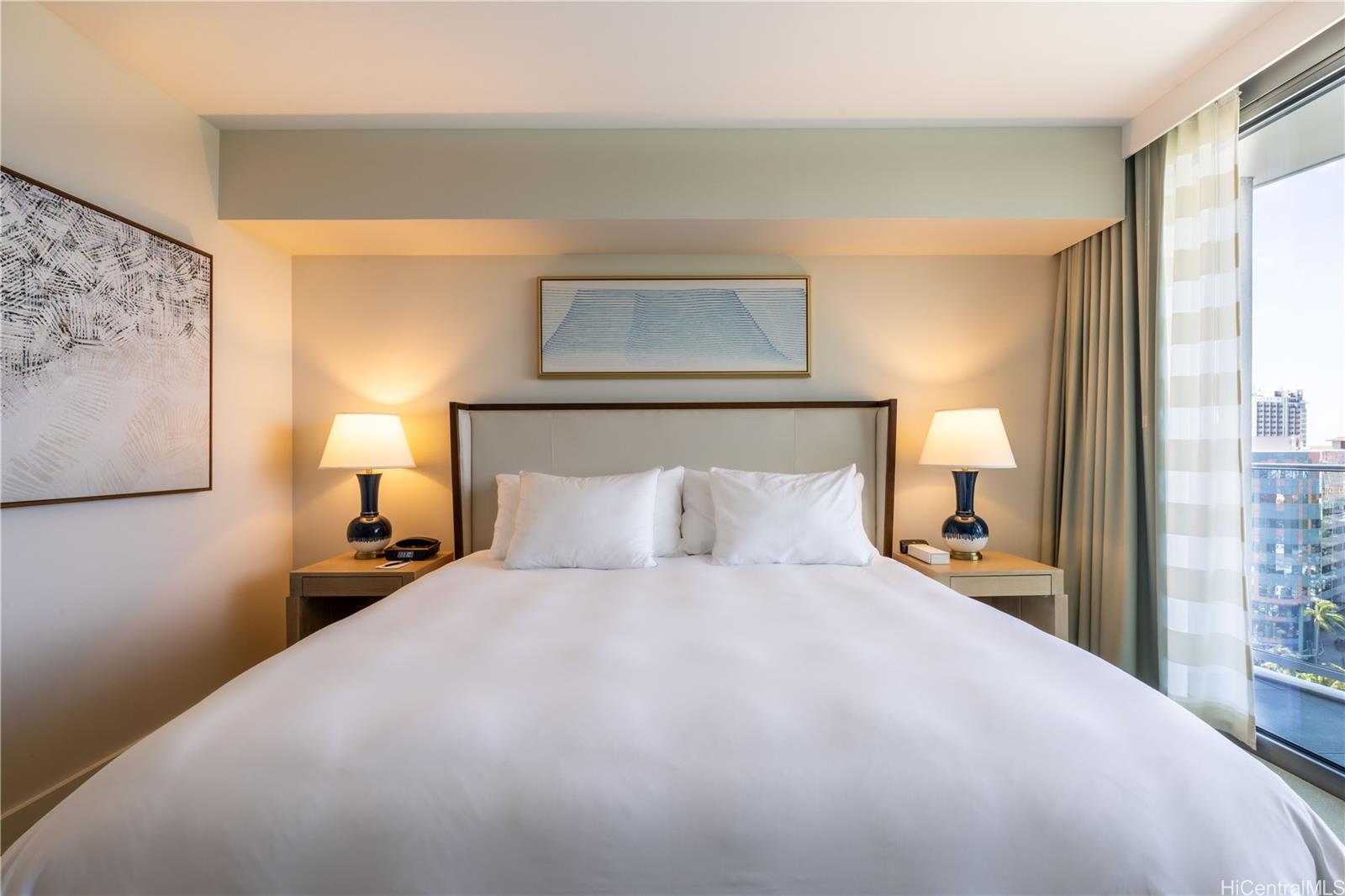 The Ritz-Carlton Residences condo # 1615, Honolulu, Hawaii - photo 14 of 24