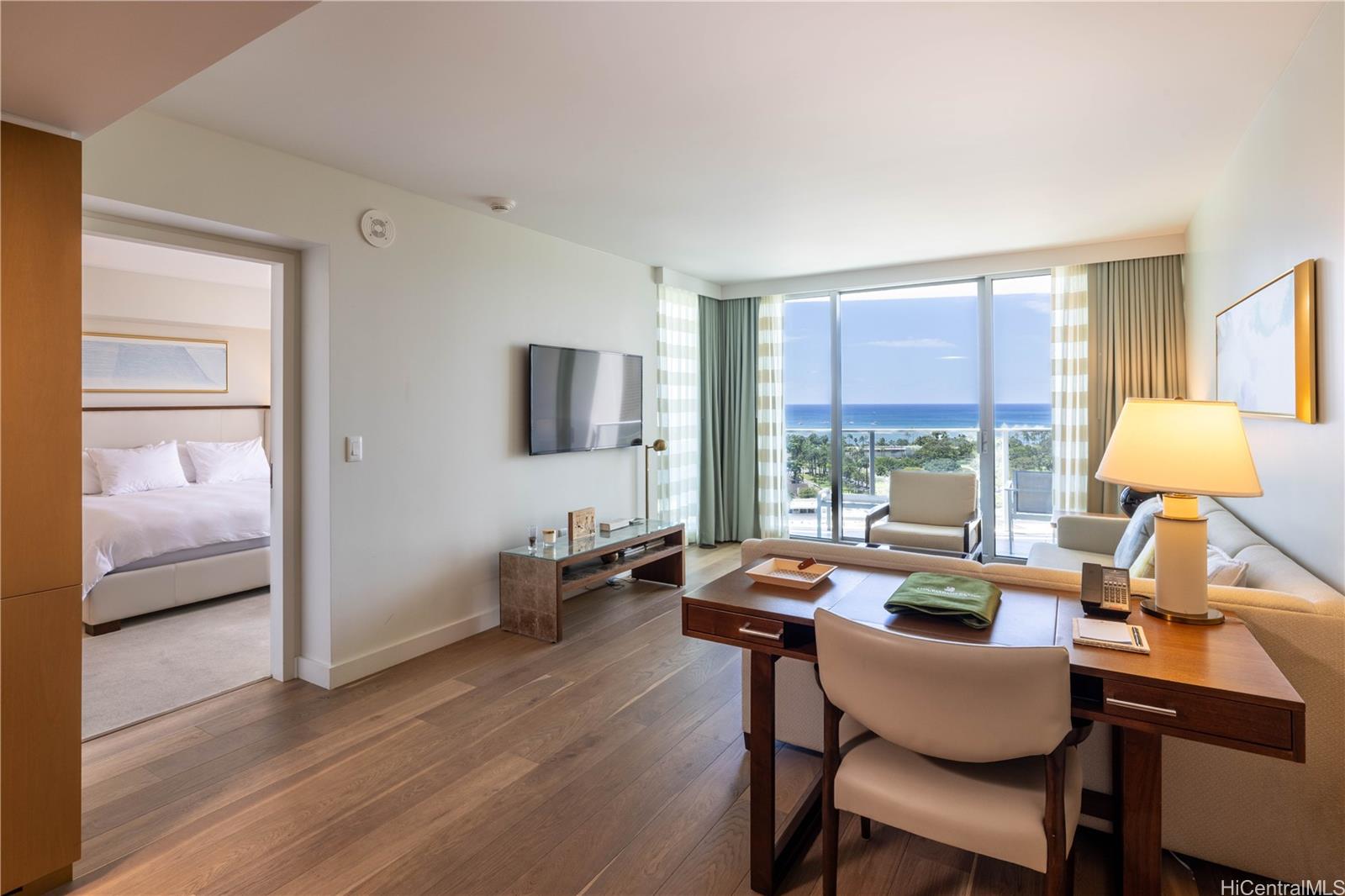 The Ritz-Carlton Residences condo # 1615, Honolulu, Hawaii - photo 7 of 24