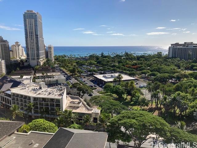 The Ritz-Carlton Residences condo # 1709, Honolulu, Hawaii - photo 24 of 25
