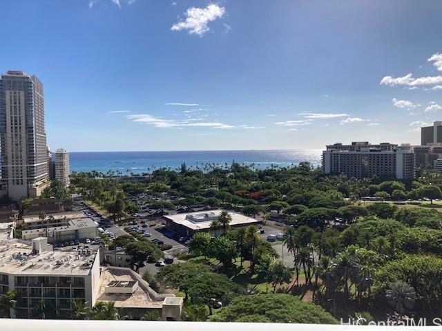 The Ritz-Carlton Residences condo # 1709, Honolulu, Hawaii - photo 25 of 25