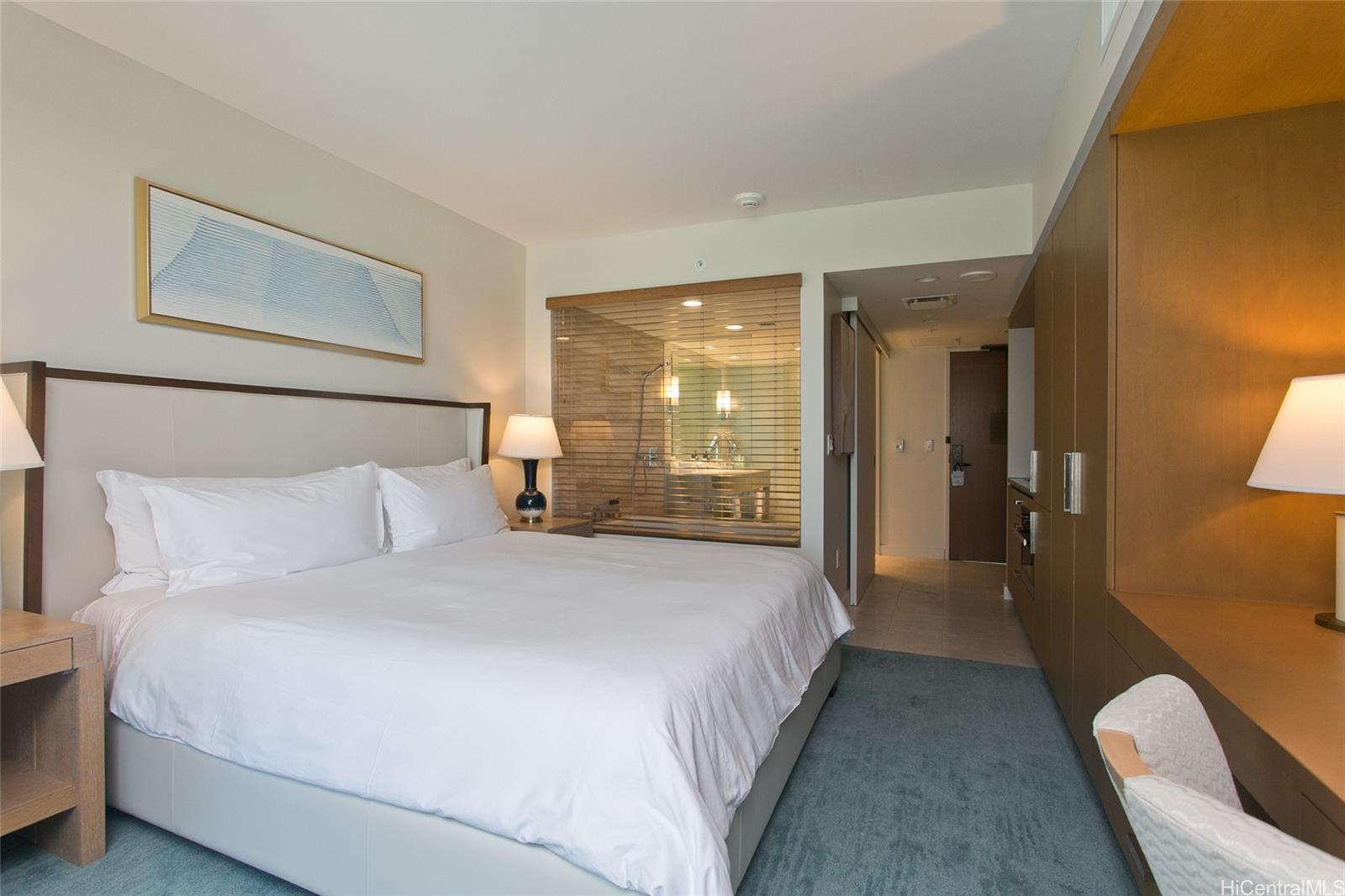 The Ritz-Carlton Residences condo # 1801, Honolulu, Hawaii - photo 6 of 13