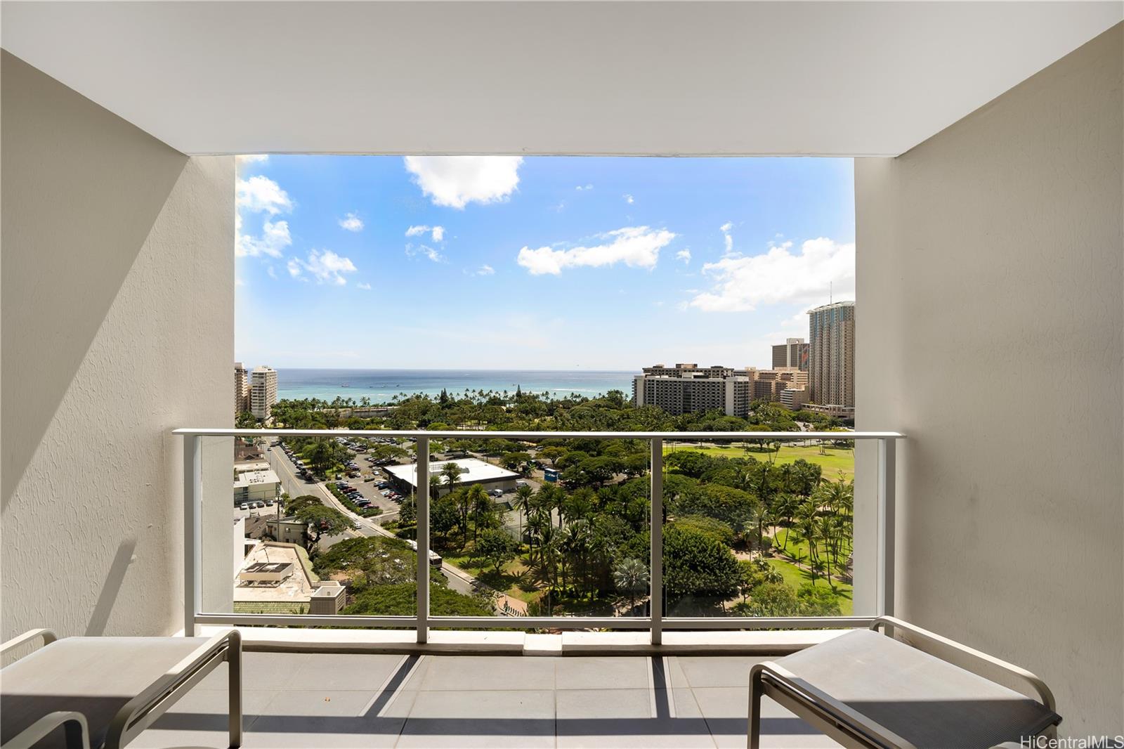 The Ritz-Carlton Residences condo # 1803, Honolulu, Hawaii - photo 16 of 25
