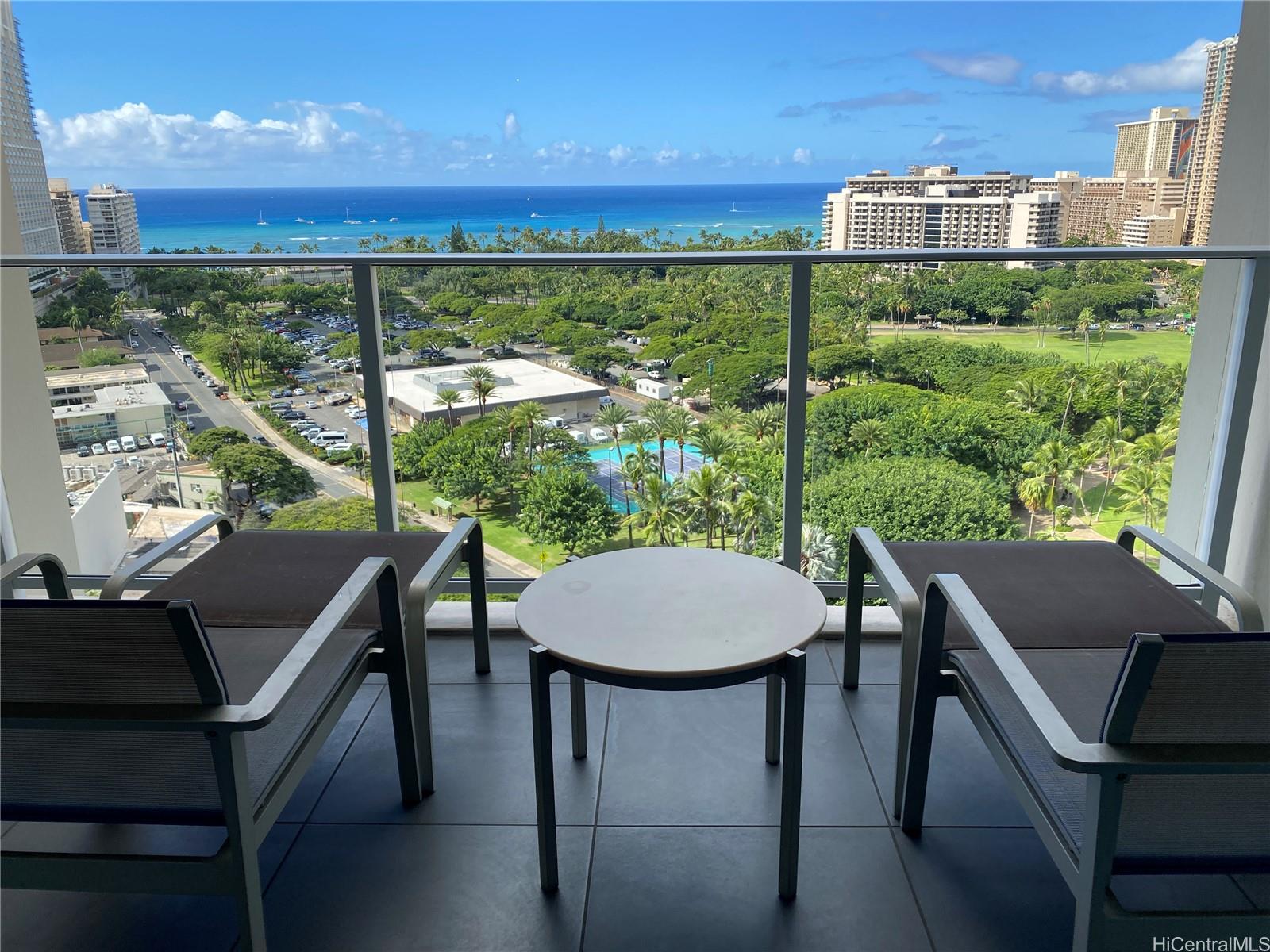 383 Kalaimoku St Honolulu - Rental - photo 14 of 21