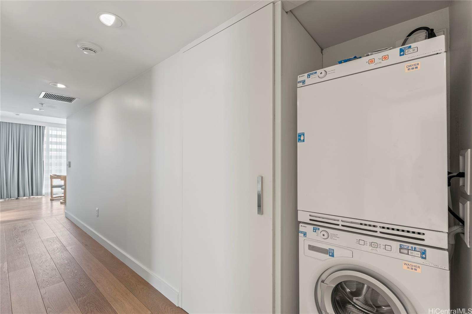 The Ritz-Carlton Residences condo # 1916, Honolulu, Hawaii - photo 19 of 25