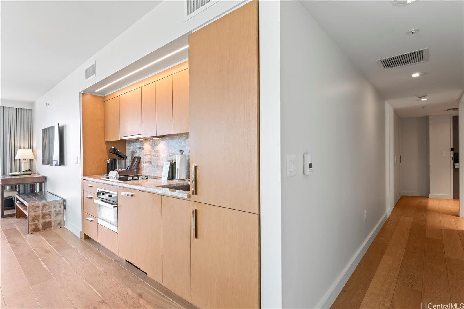 The Ritz-Carlton Residences condo # 1916, Honolulu, Hawaii - photo 10 of 25