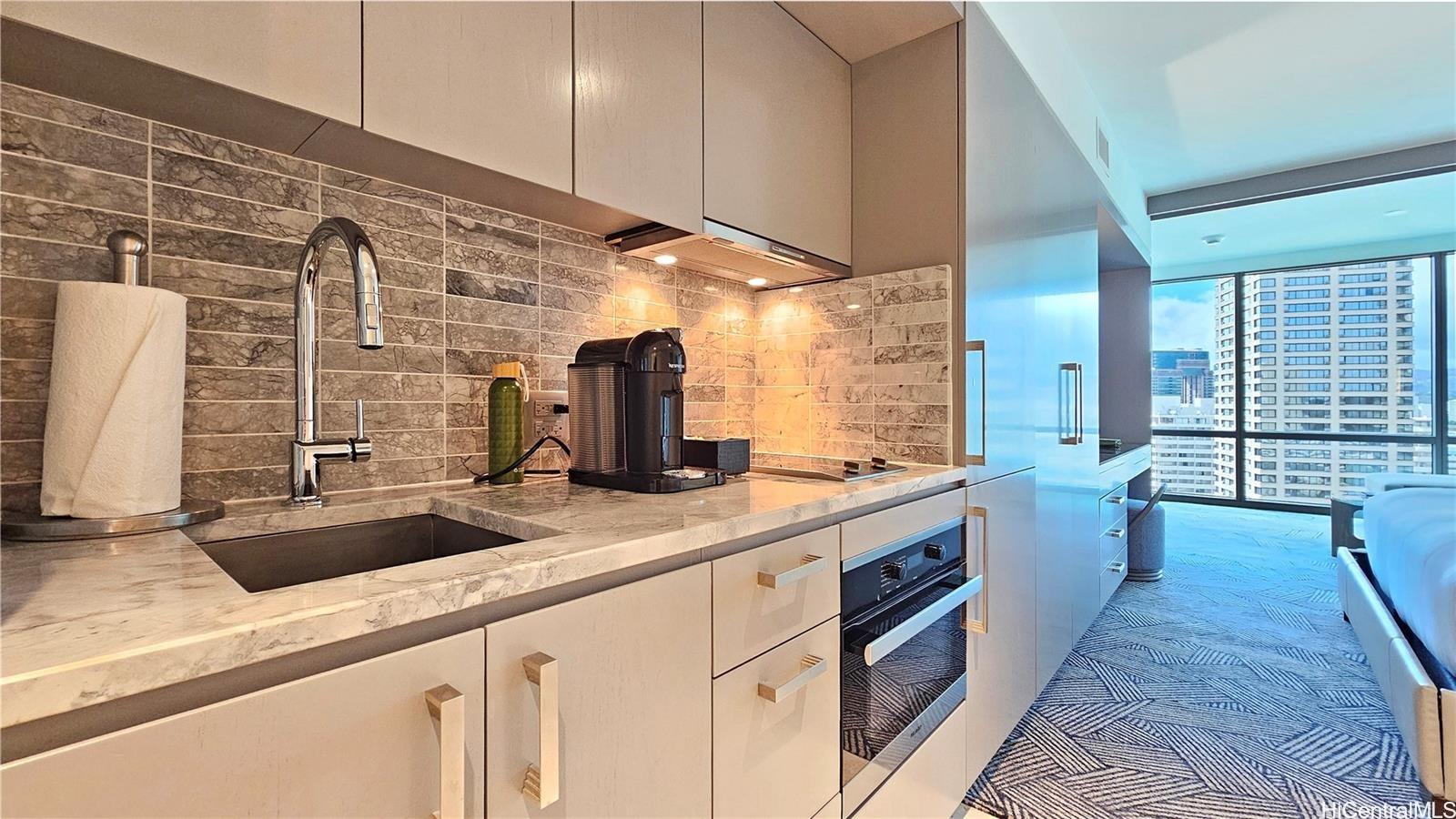 The Ritz-Carlton Residences condo # 2001, Honolulu, Hawaii - photo 8 of 25