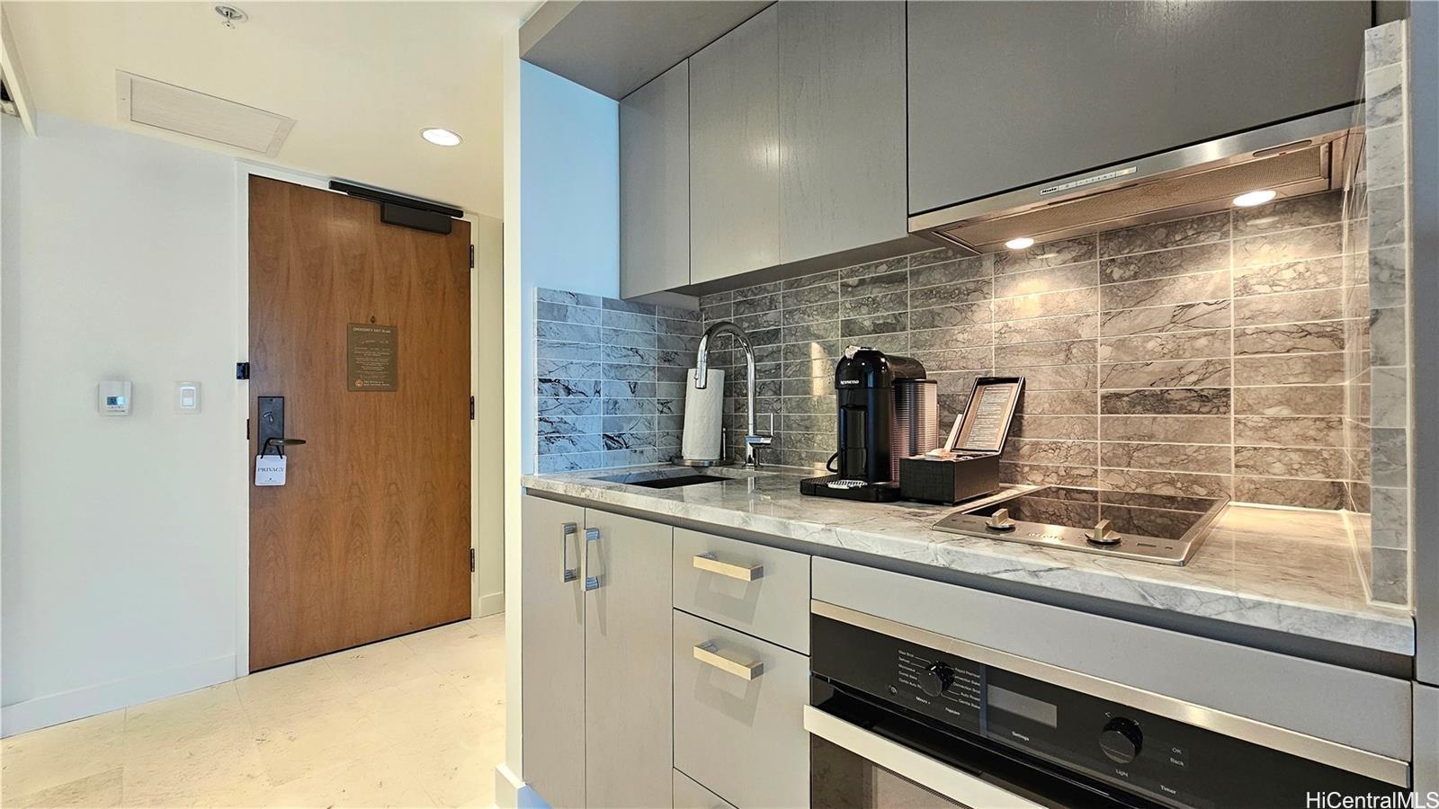 The Ritz-Carlton Residences condo # 2001, Honolulu, Hawaii - photo 9 of 25