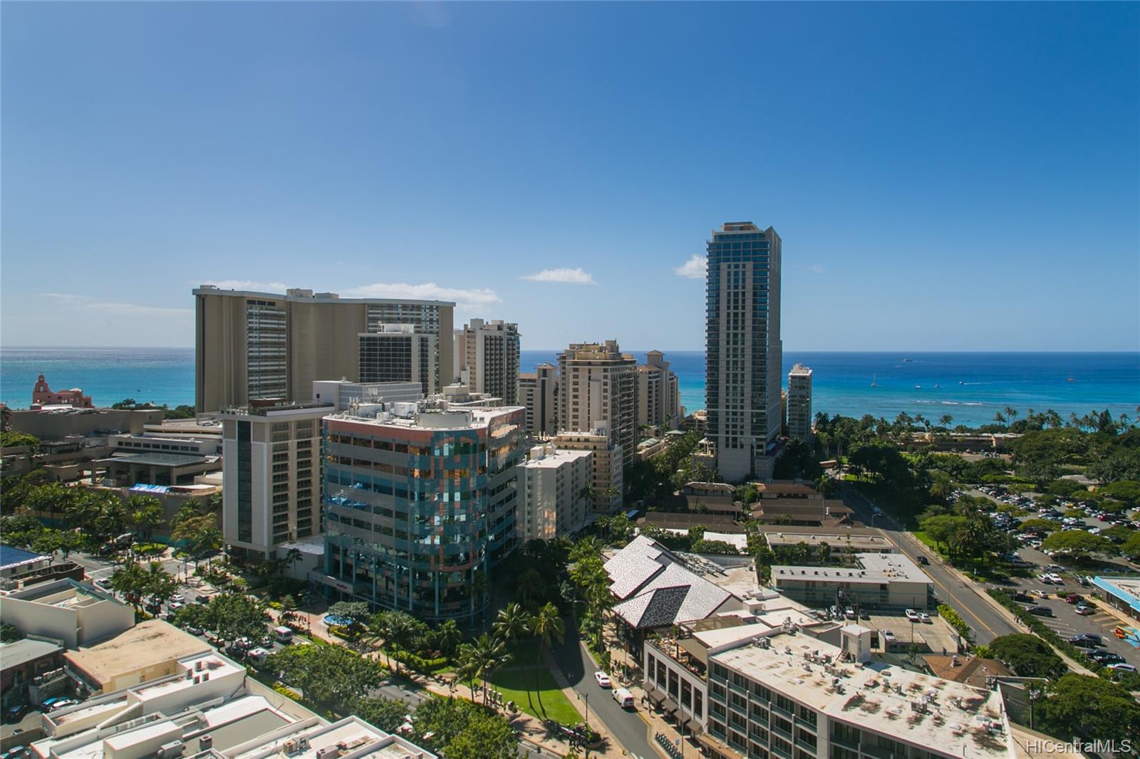 The Ritz-Carlton Residences condo # 2012, Honolulu, Hawaii - photo 14 of 15