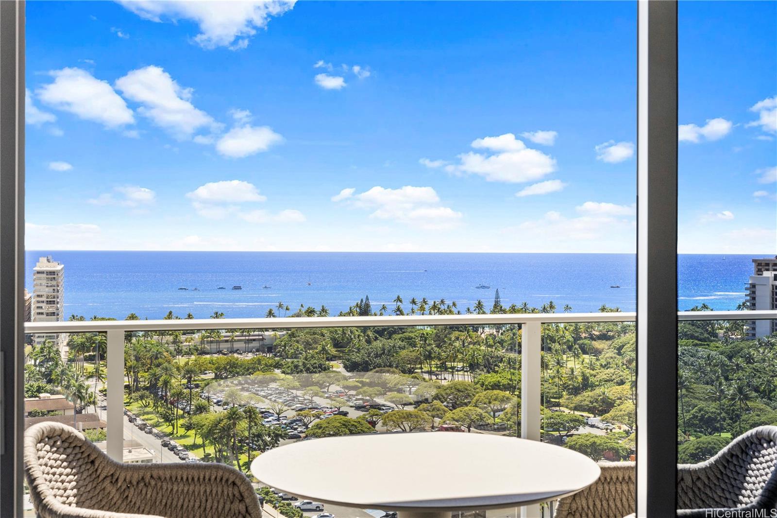 The Ritz-Carlton Residences condo # 2012, Honolulu, Hawaii - photo 17 of 21