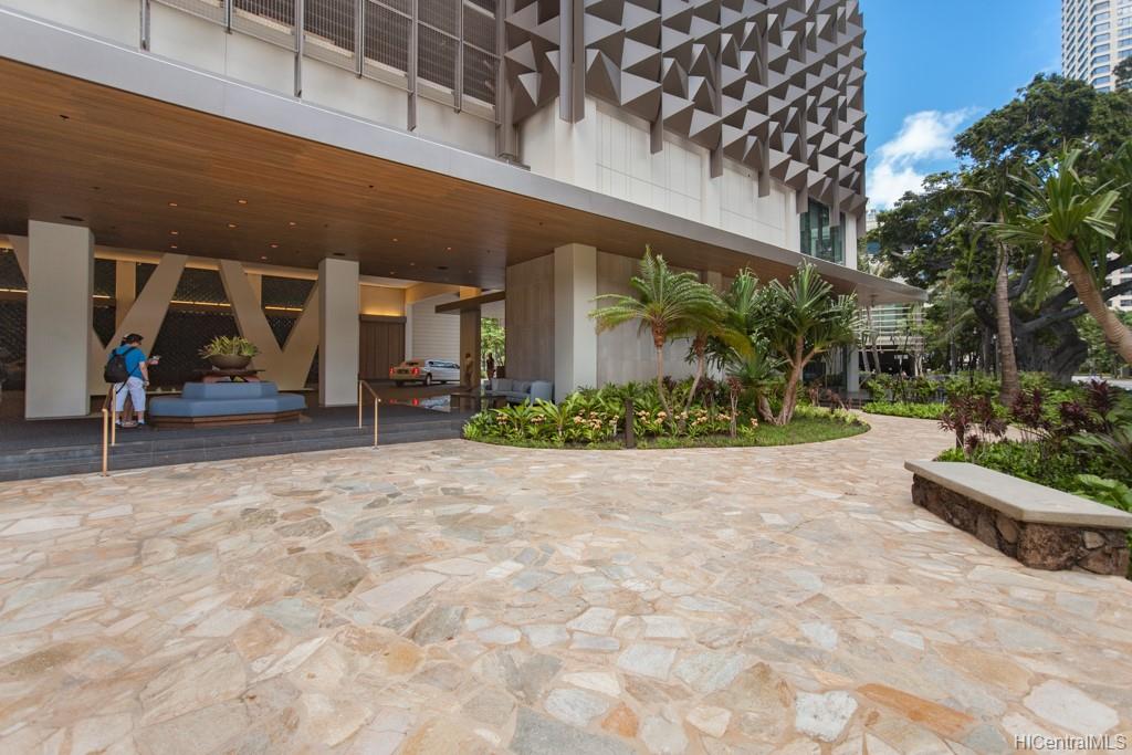The Ritz-Carlton Residences condo # 2110, Honolulu, Hawaii - photo 11 of 12
