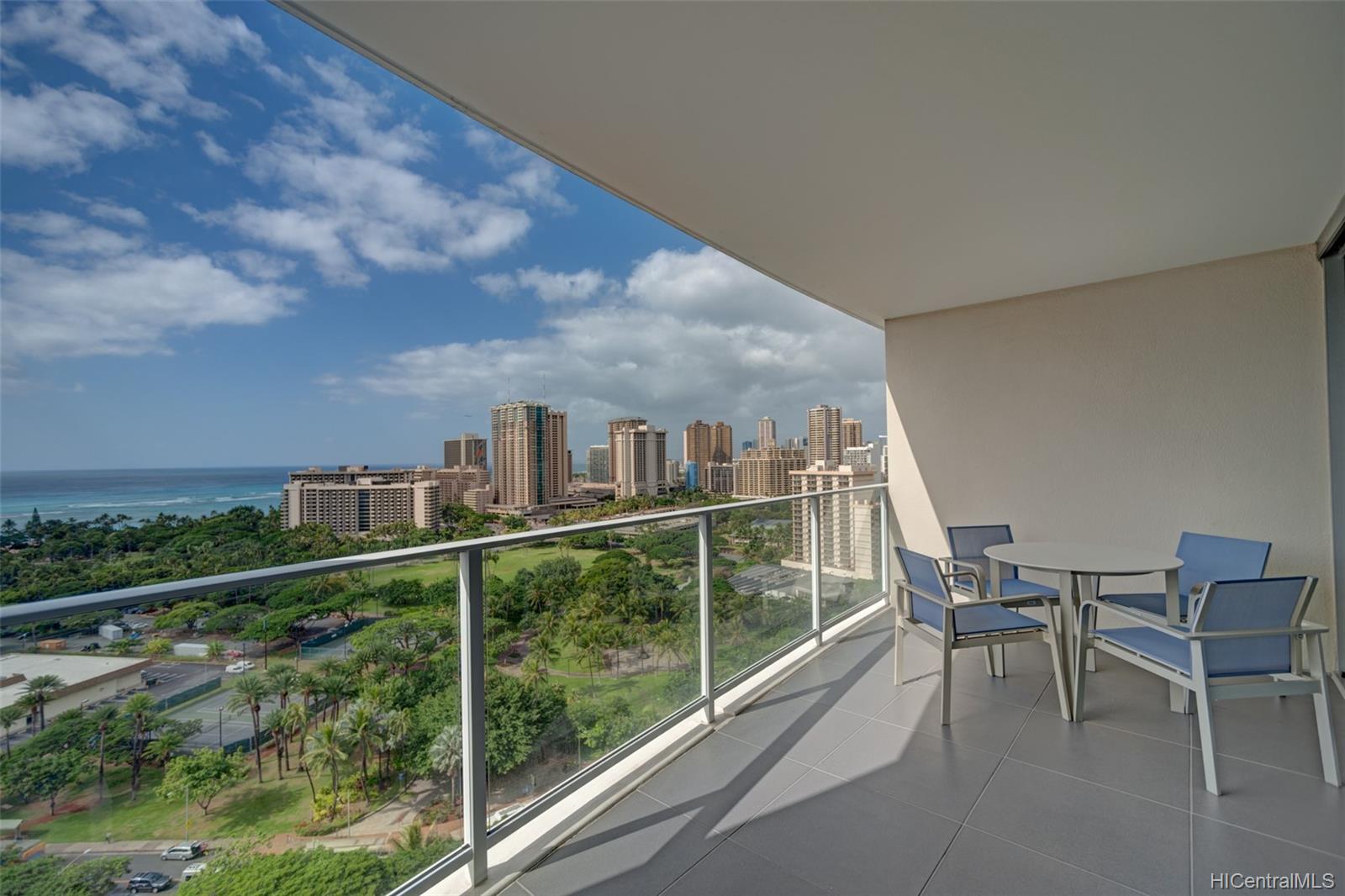The Ritz-Carlton Residences condo # 2110, Honolulu, Hawaii - photo 6 of 12
