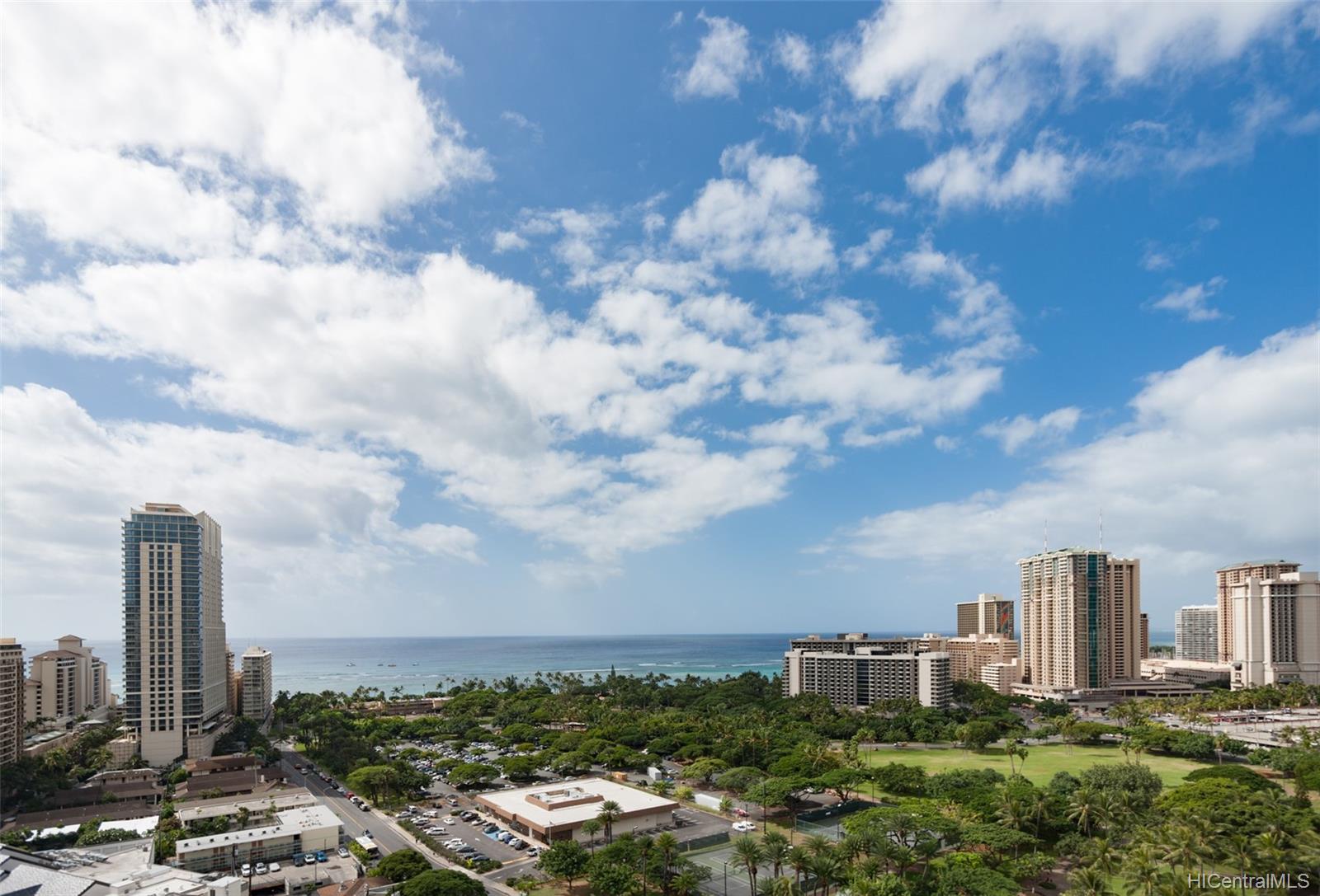 The Ritz-Carlton Residences condo # 2110, Honolulu, Hawaii - photo 7 of 12