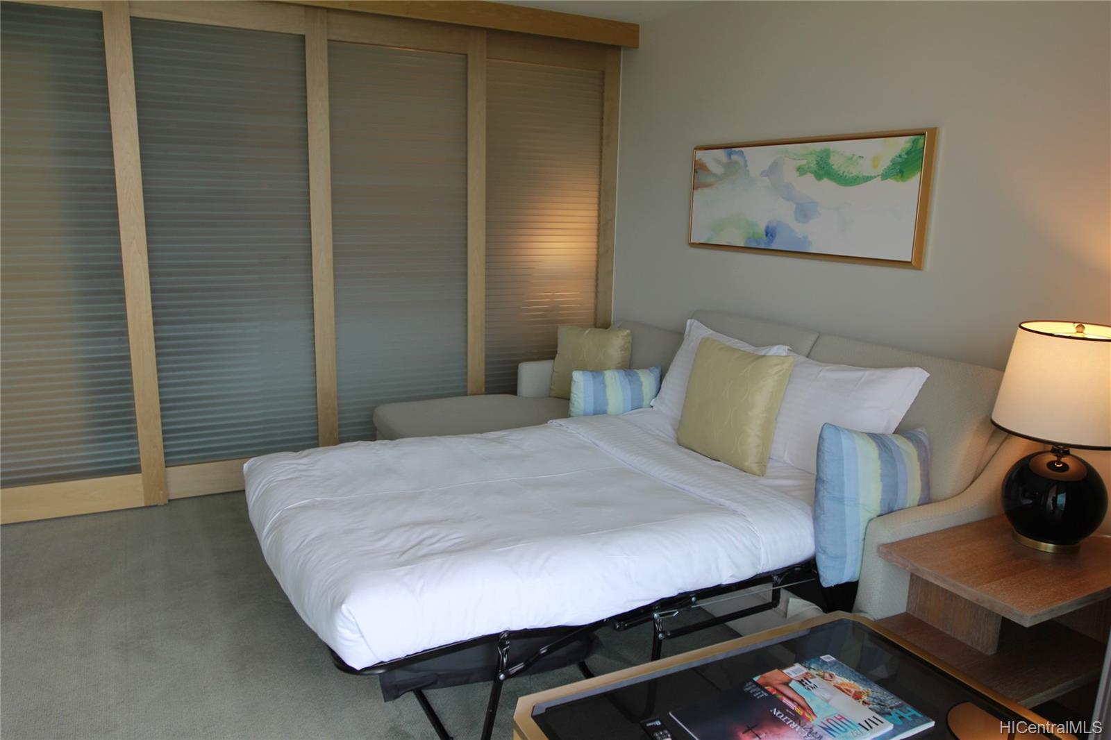 The Ritz-Carlton Residences condo # 2205, Honolulu, Hawaii - photo 20 of 24