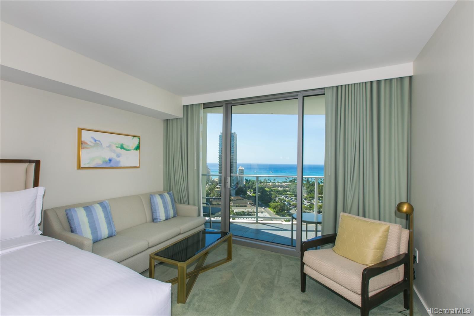 The Ritz-Carlton Residences condo # 2213, Honolulu, Hawaii - photo 8 of 16