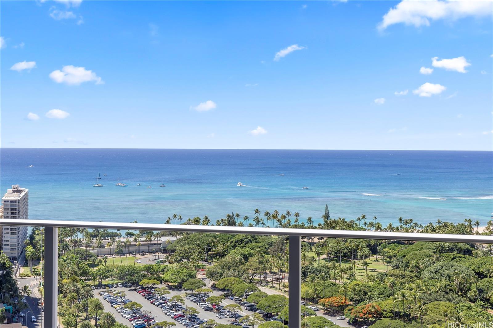 The Ritz-Carlton Residences condo # 3005, Honolulu, Hawaii - photo 2 of 21