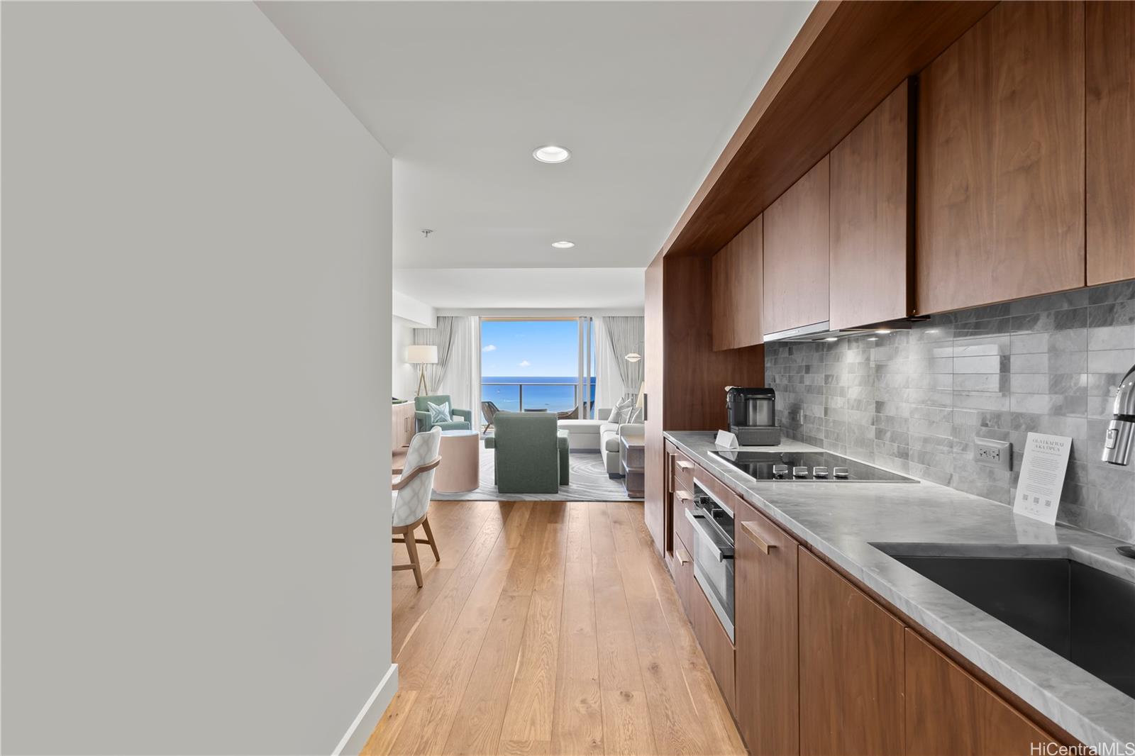 The Ritz-Carlton Residences condo # 3005, Honolulu, Hawaii - photo 18 of 21