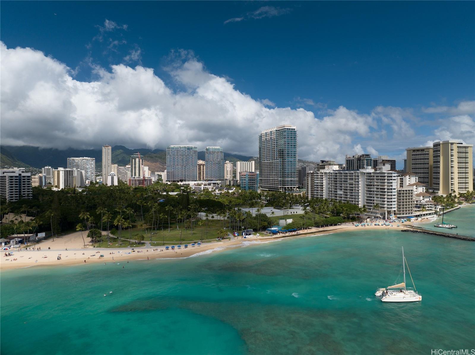 The Ritz-Carlton Residences condo # 3010, Honolulu, Hawaii - photo 19 of 24