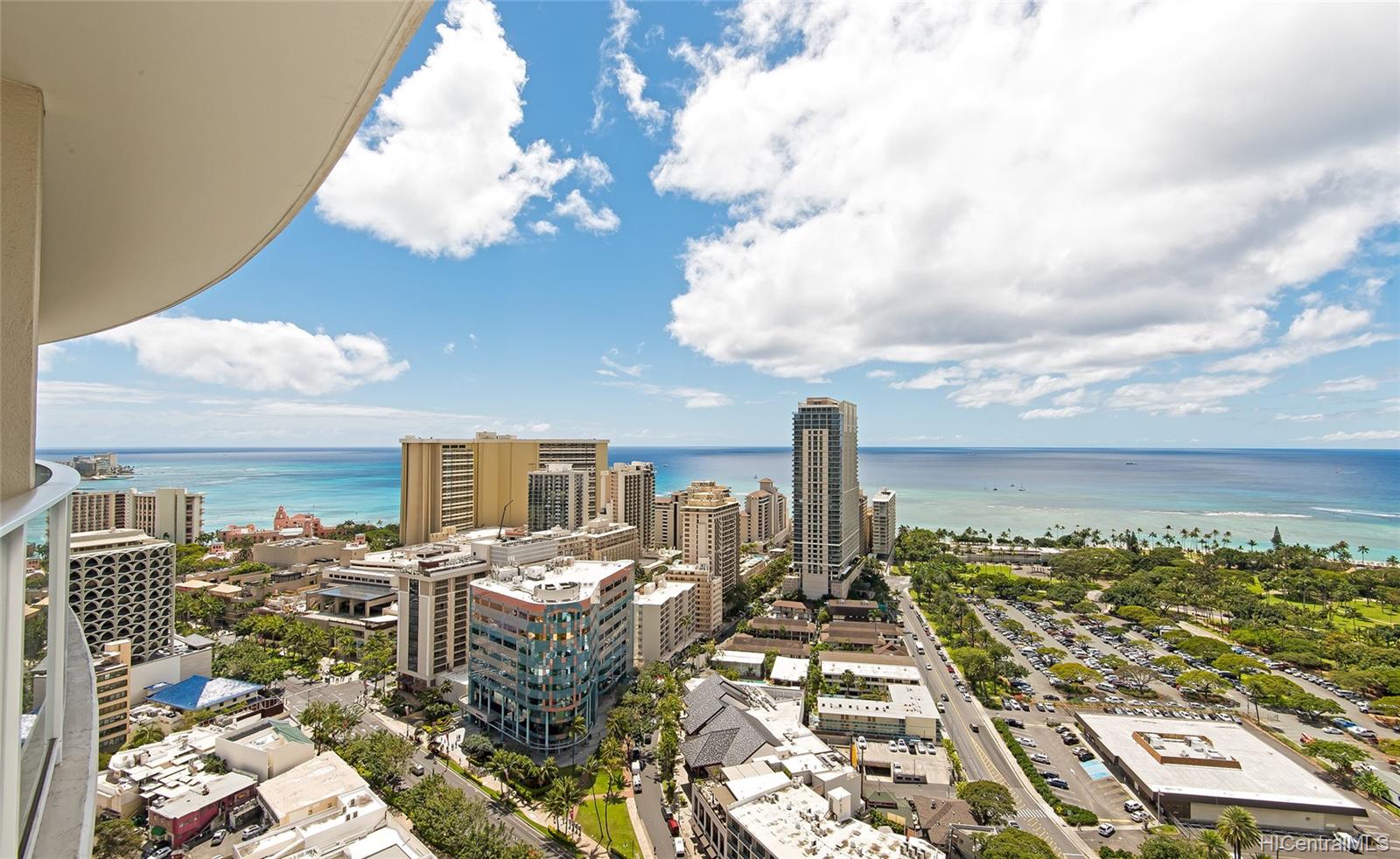 The Ritz-Carlton Residences condo # 3206, Honolulu, Hawaii - photo 2 of 20